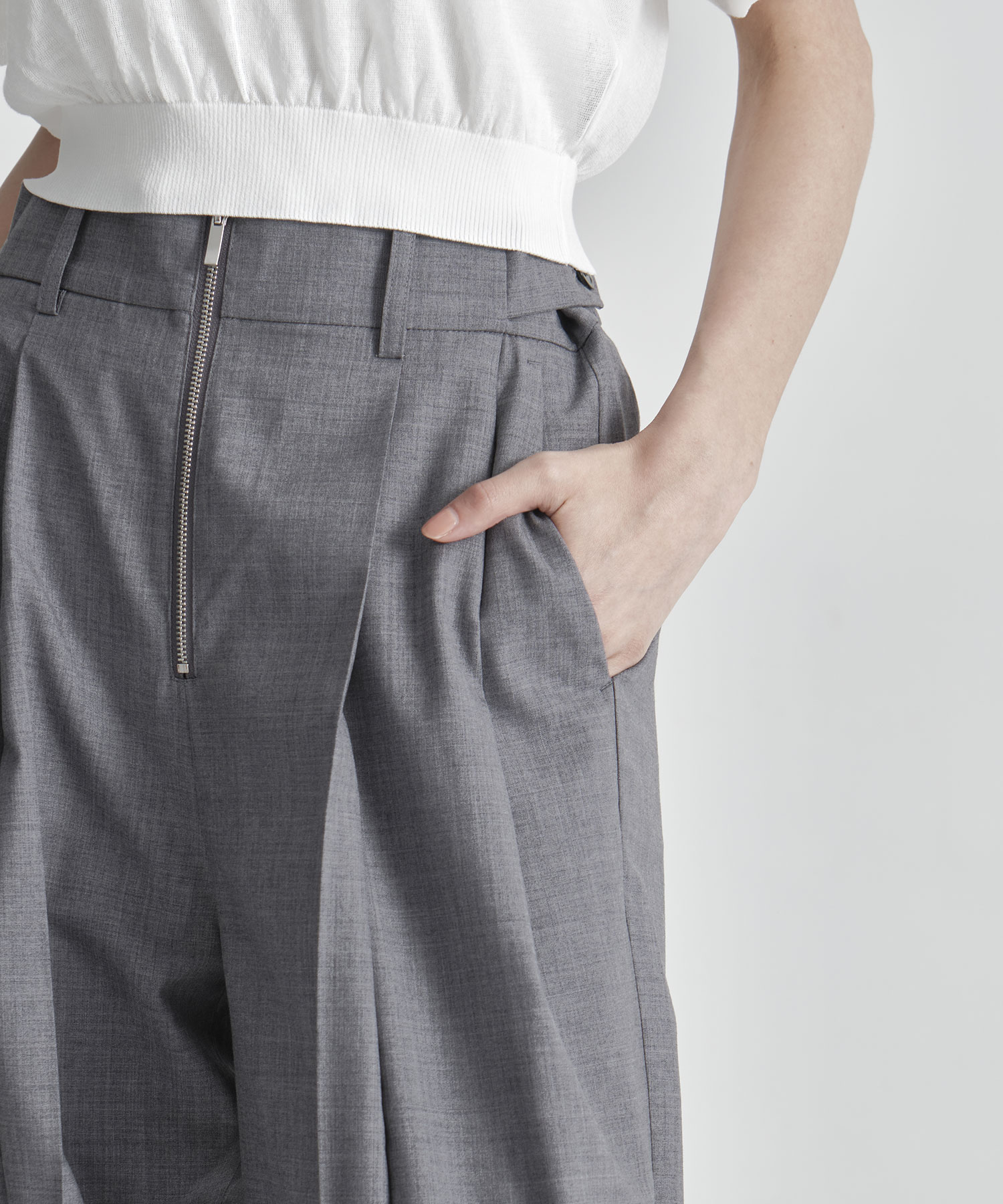 Front Zip Tuck Pants THE TOKYO