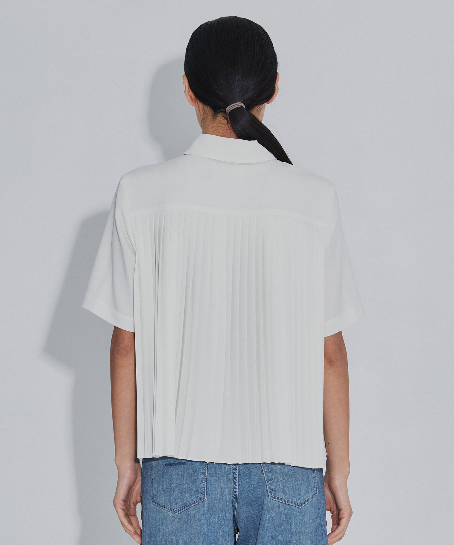 別注 Back pleats blouse EZUMi
