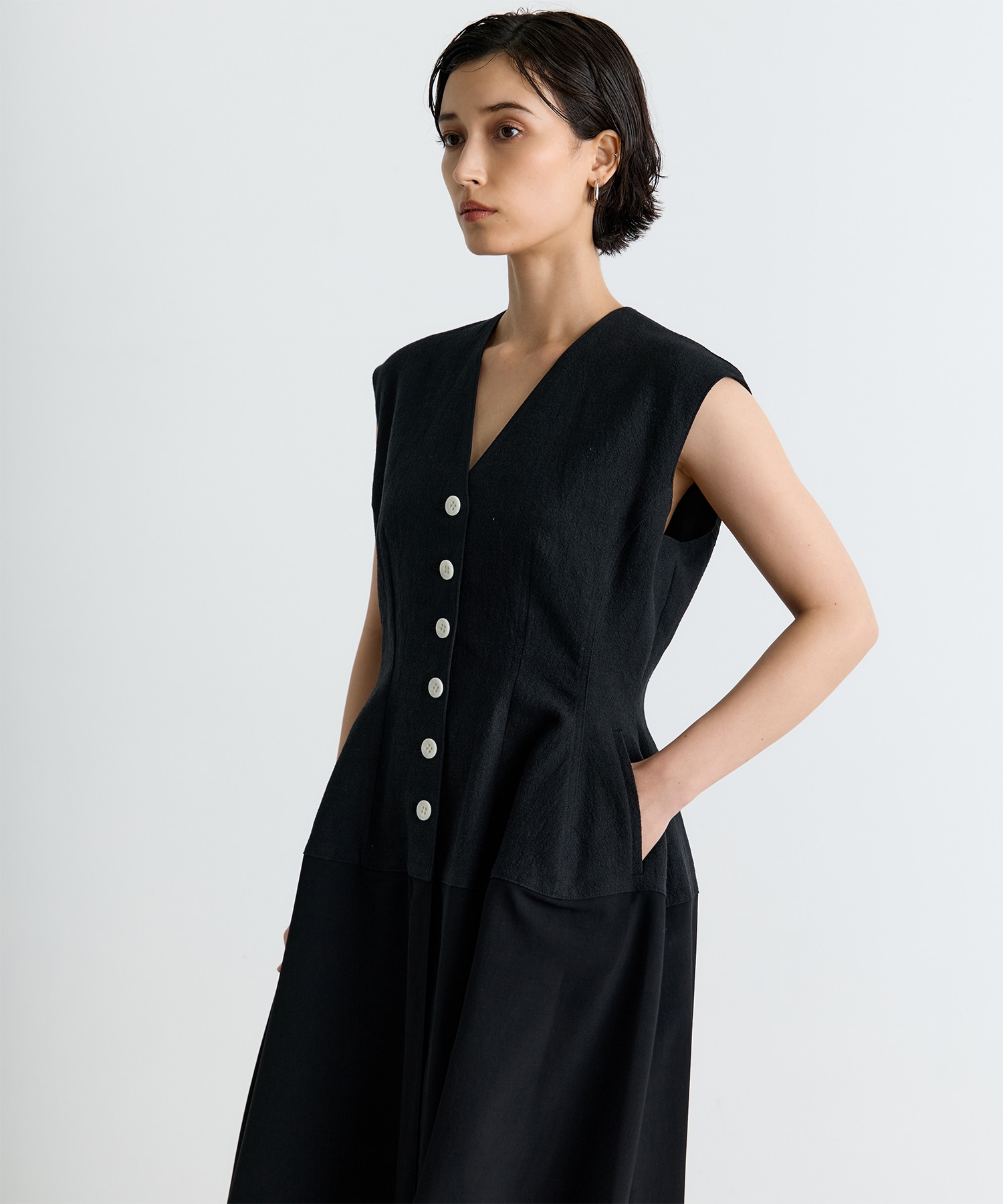 別注 Ilsa sleeveless dress AKIRANAKA