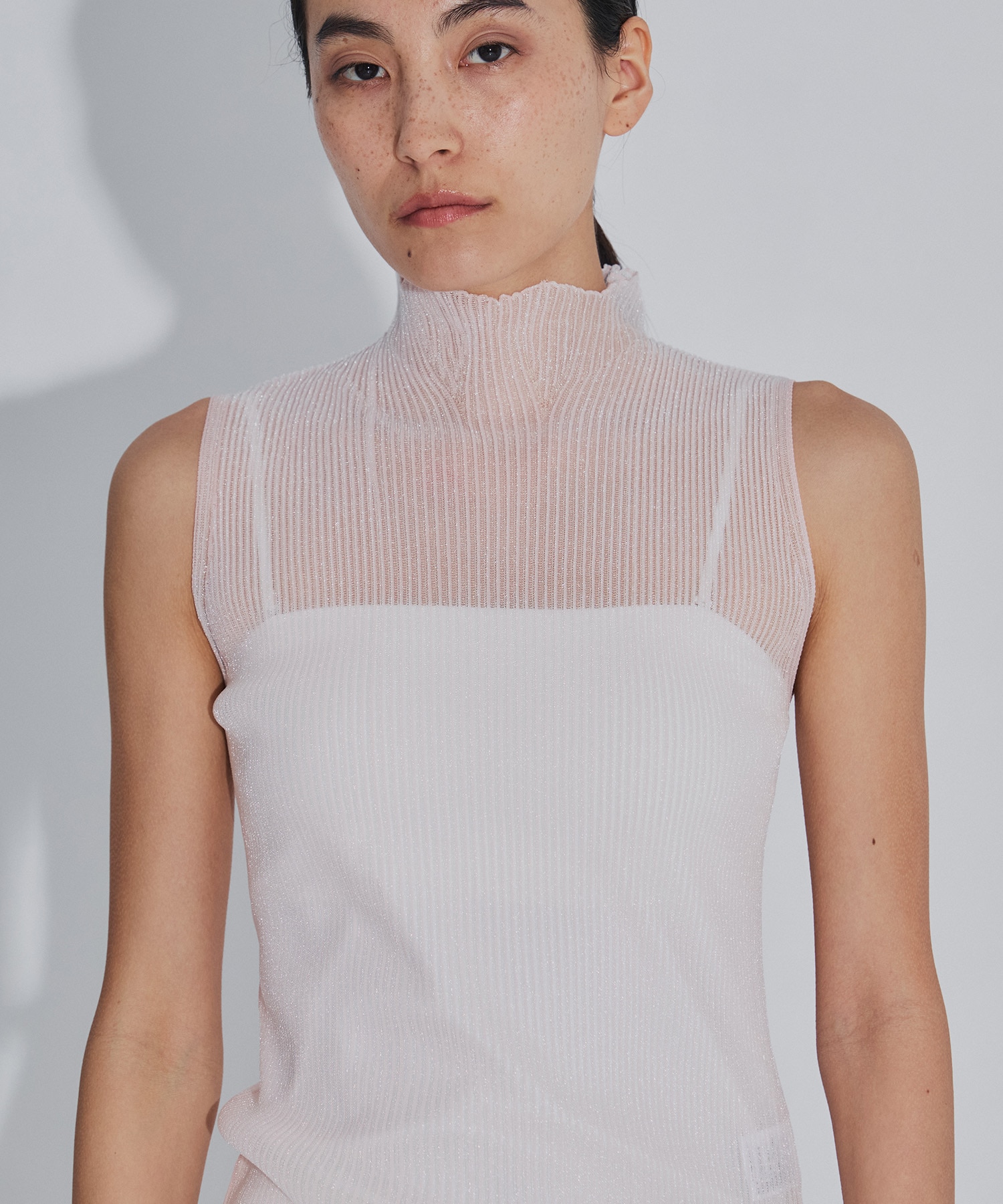 HYPHA LUCENT GLITTER SLEEVELESS TOP CFCL