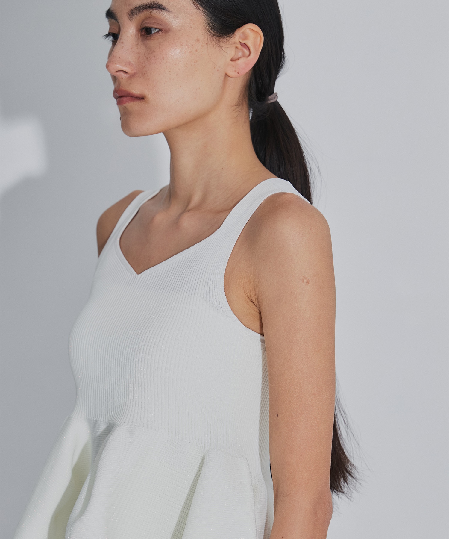 POTTERY GLITTER SLEEVELESS TOP CFCL