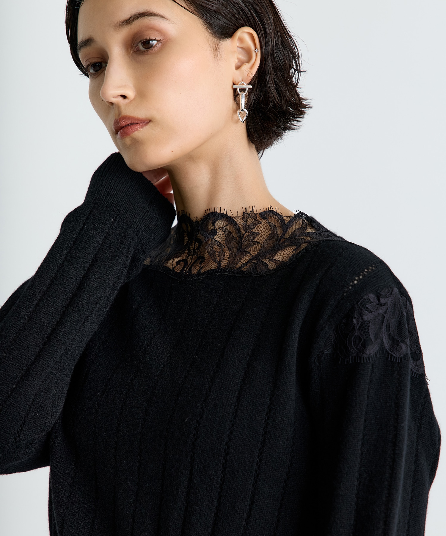 HAIRY LACE PANELED CROPPED PULLOVER FETICO