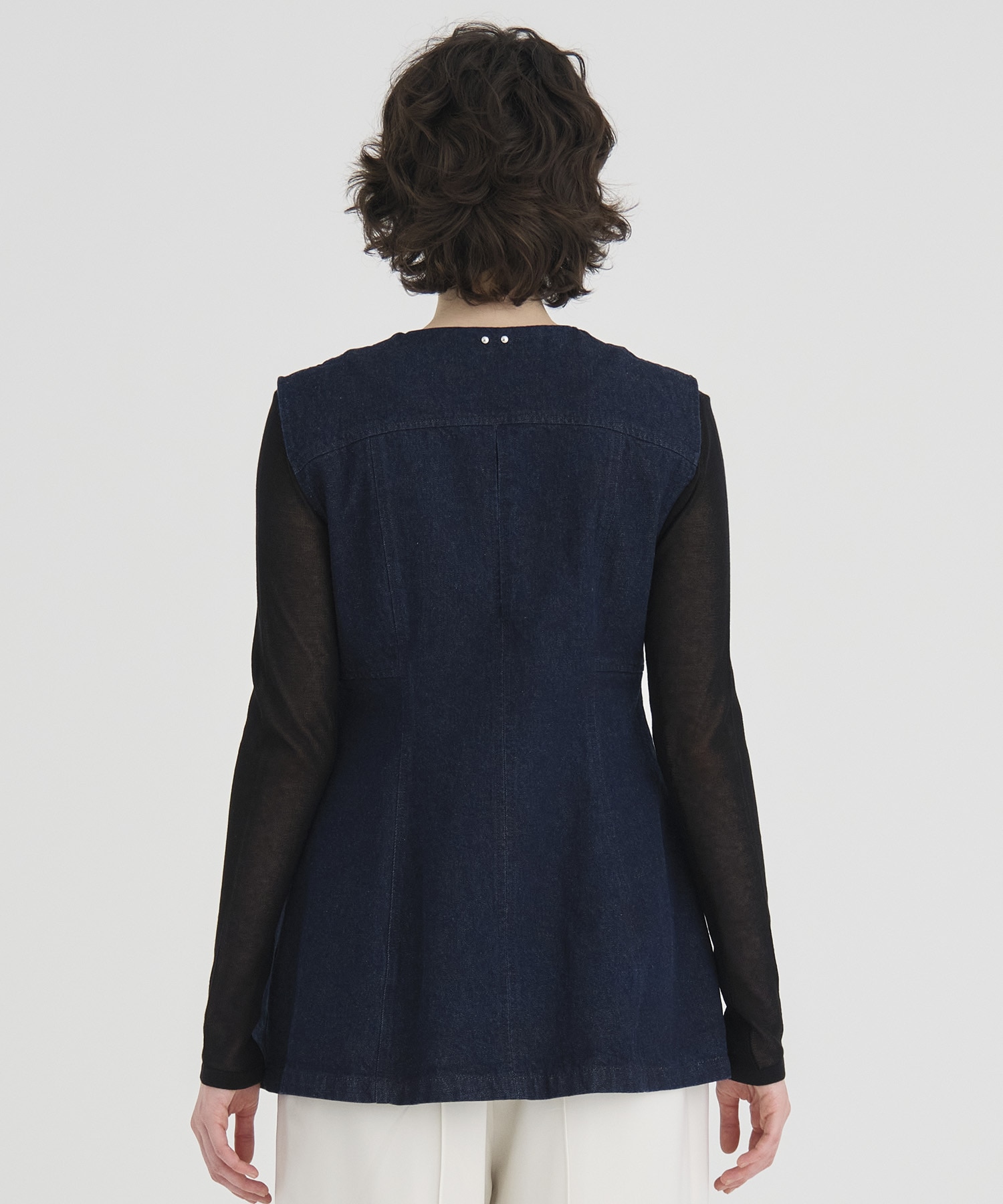 Arch Pattern Cut Vest RITAN