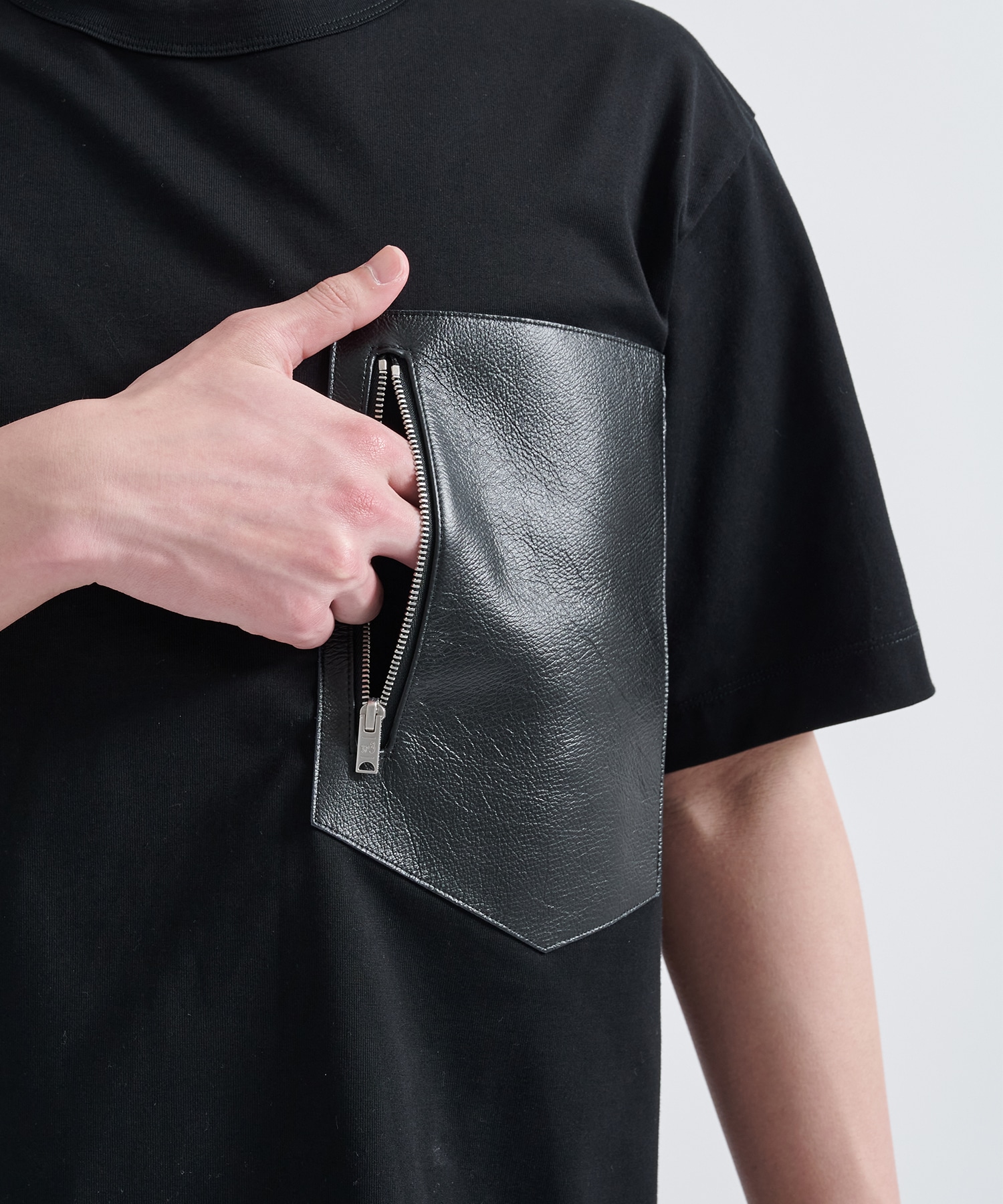 The Basic QualiTEE With Washable Leather Pocket THE TOKYO