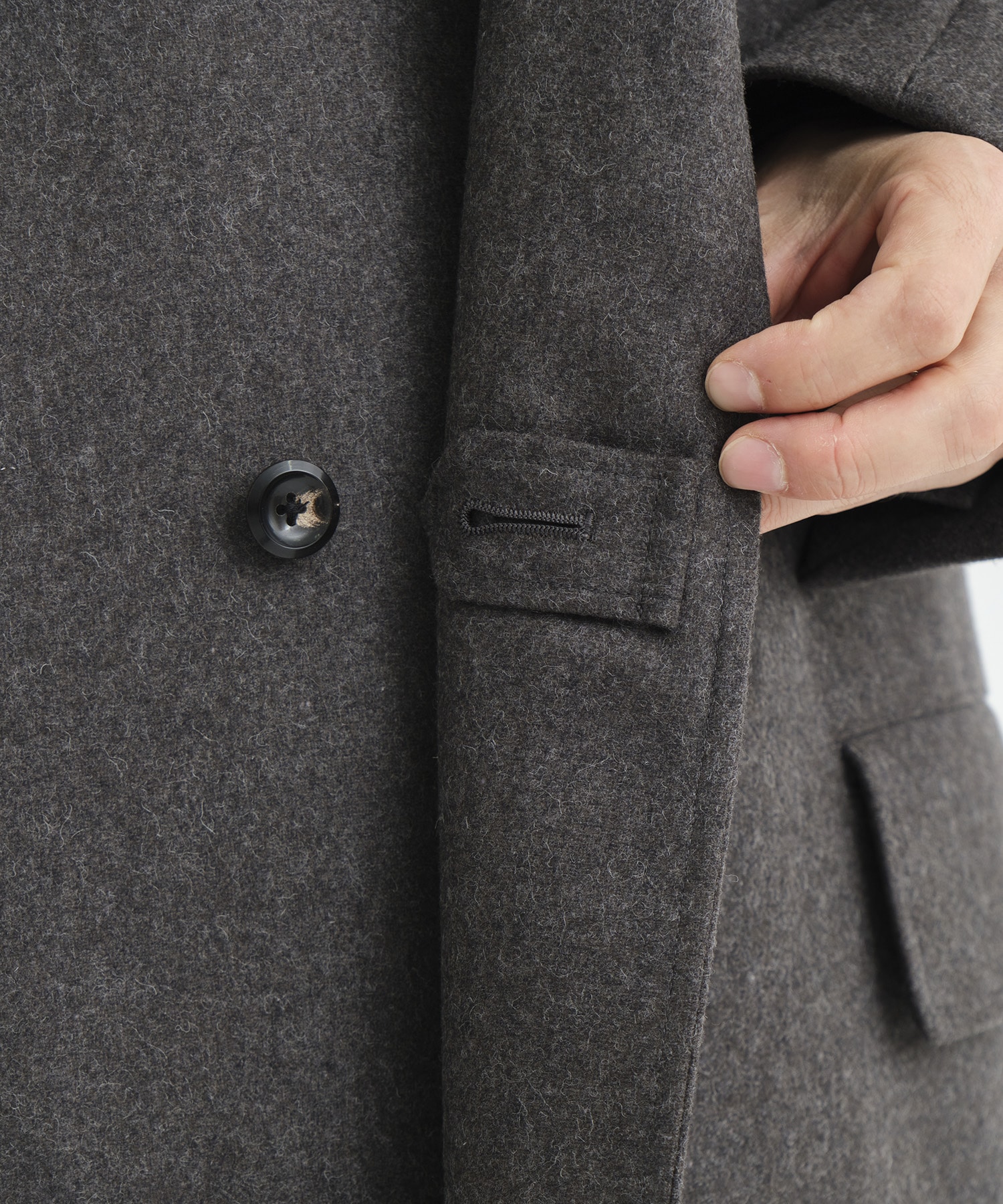 THE LOOSE CHESTER COAT(46 GREY): THE RERACS: MEN｜THE TOKYO ONLINE