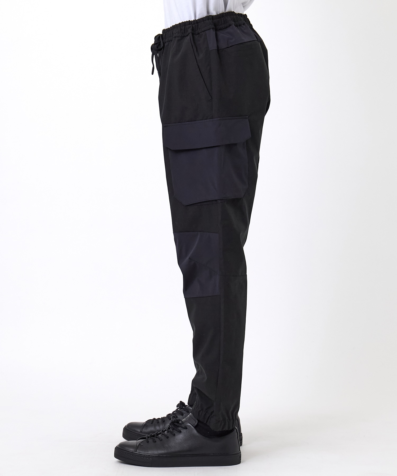 別注 HYBRID CARGO JOGGER PANTS White Mountaineering