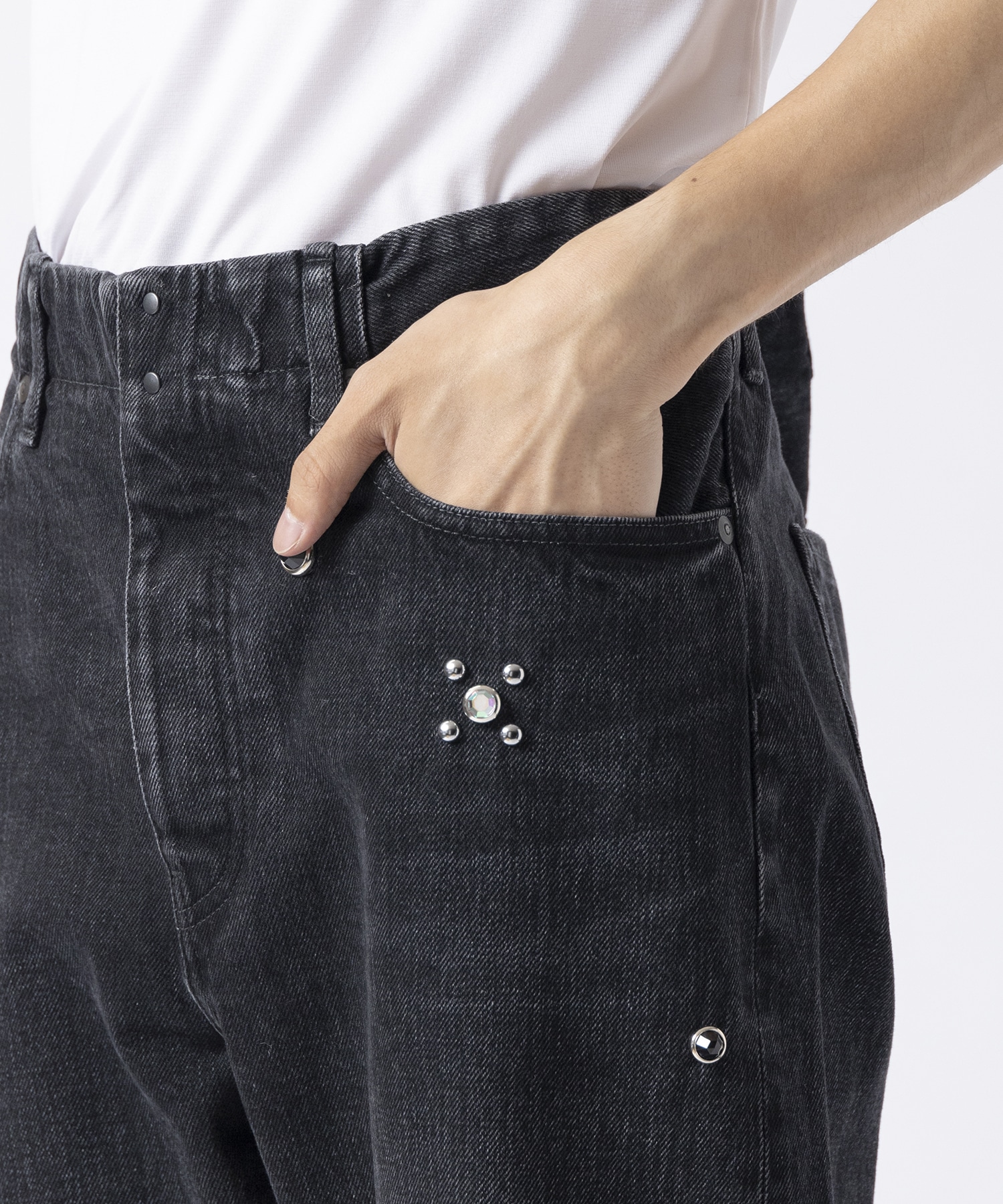 STRAIGHT JEAN TROUSERS BLACK & SILVER STARS TANAKA