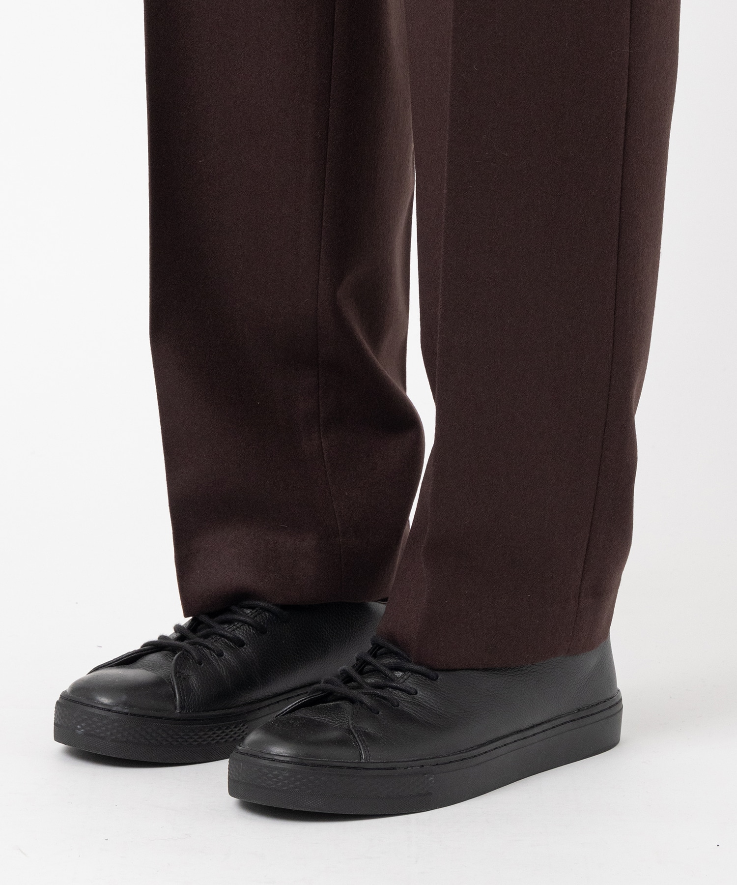 FLAT TAPERED TROUSERS MARKAWARE