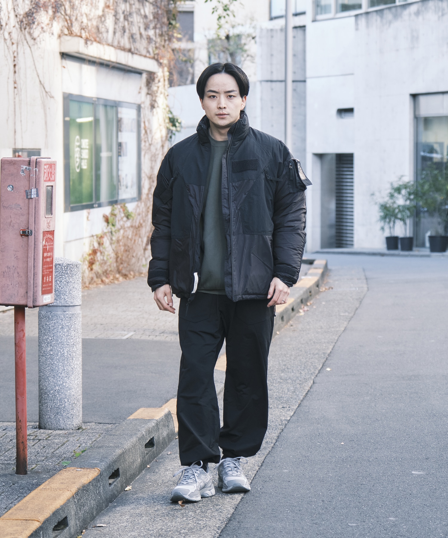 別注 9246-BL02-001 HYBRID DOWN BLOUSON N.HOOLYWOOD