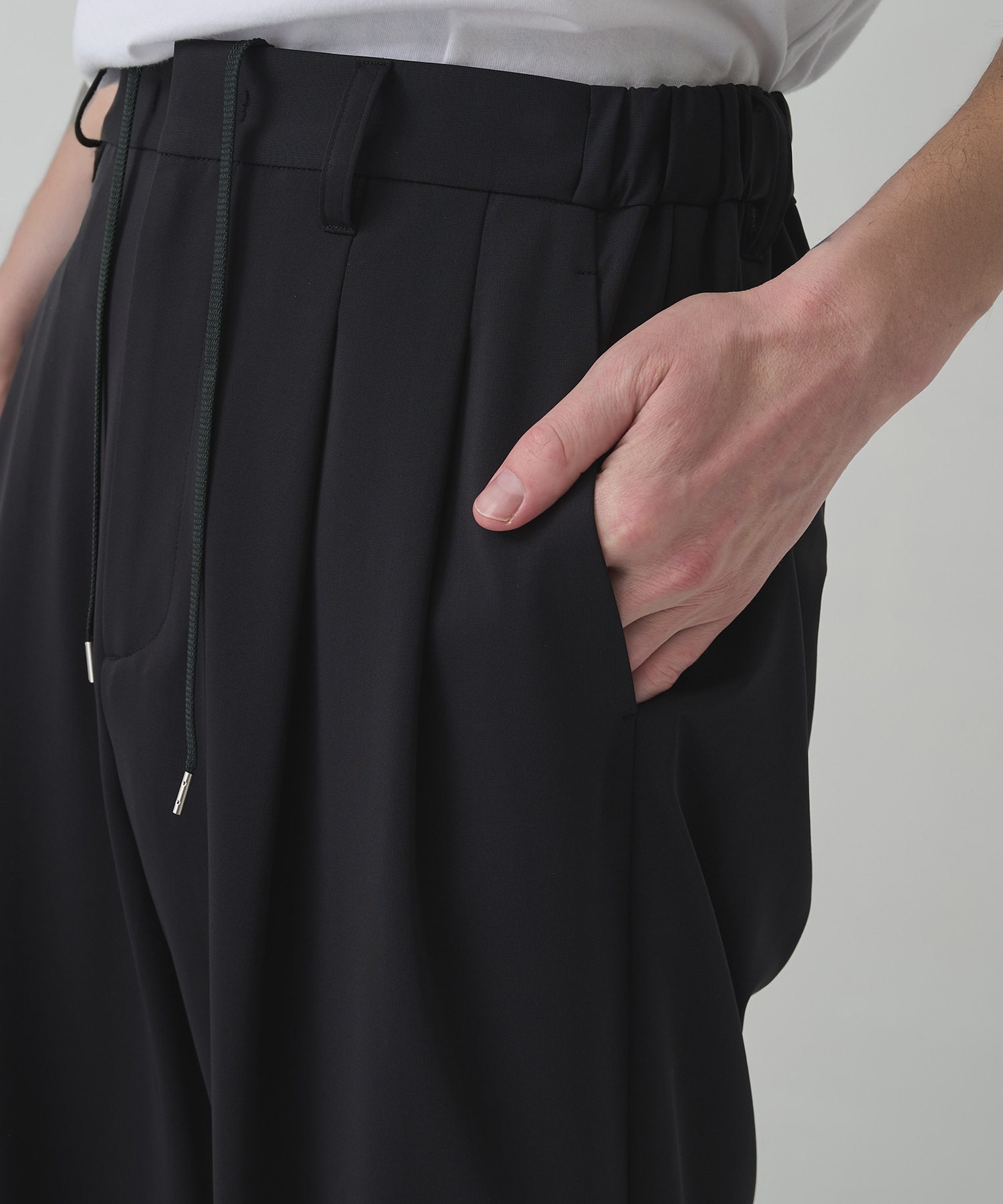 MATTE WASHABLE HIGH FUNCTION JERSEY WIDE TAPERED PANTS THE TOKYO