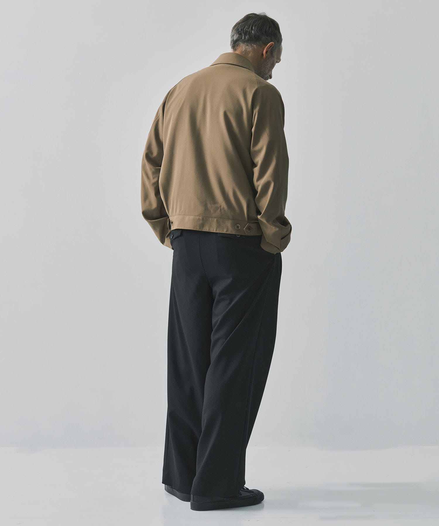 TRIPLE PLEATED WIDE TROUSERS MARKAWARE