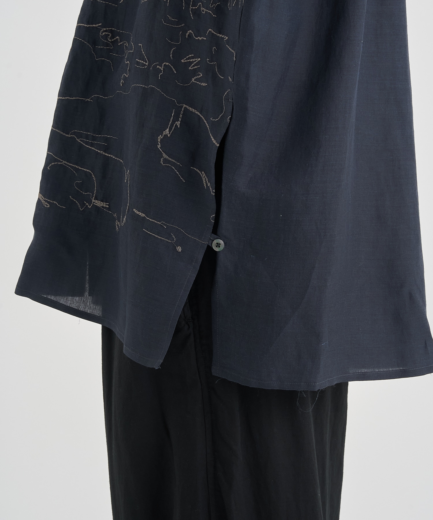 EMBROISERY OPEN COLLAR SHIRT YOKE