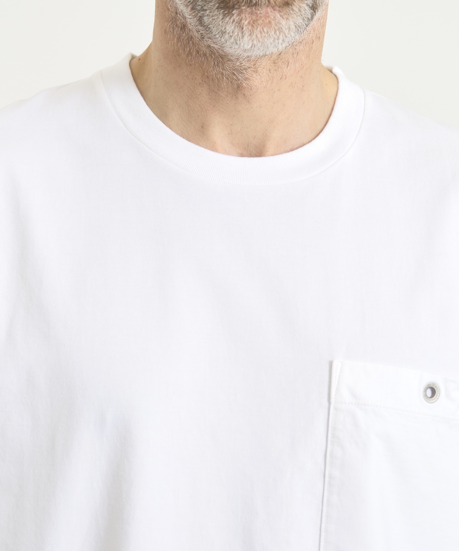 別注 ONE EYELET POCKET TEE White Mountaineering