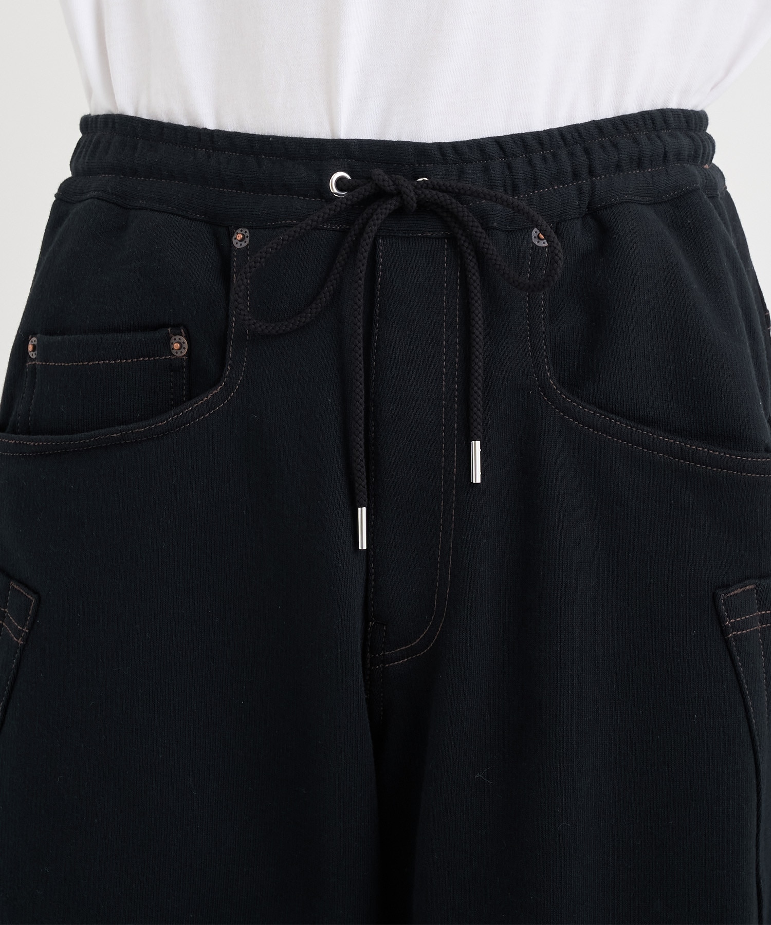 3D cutting sweat pants KHOKI