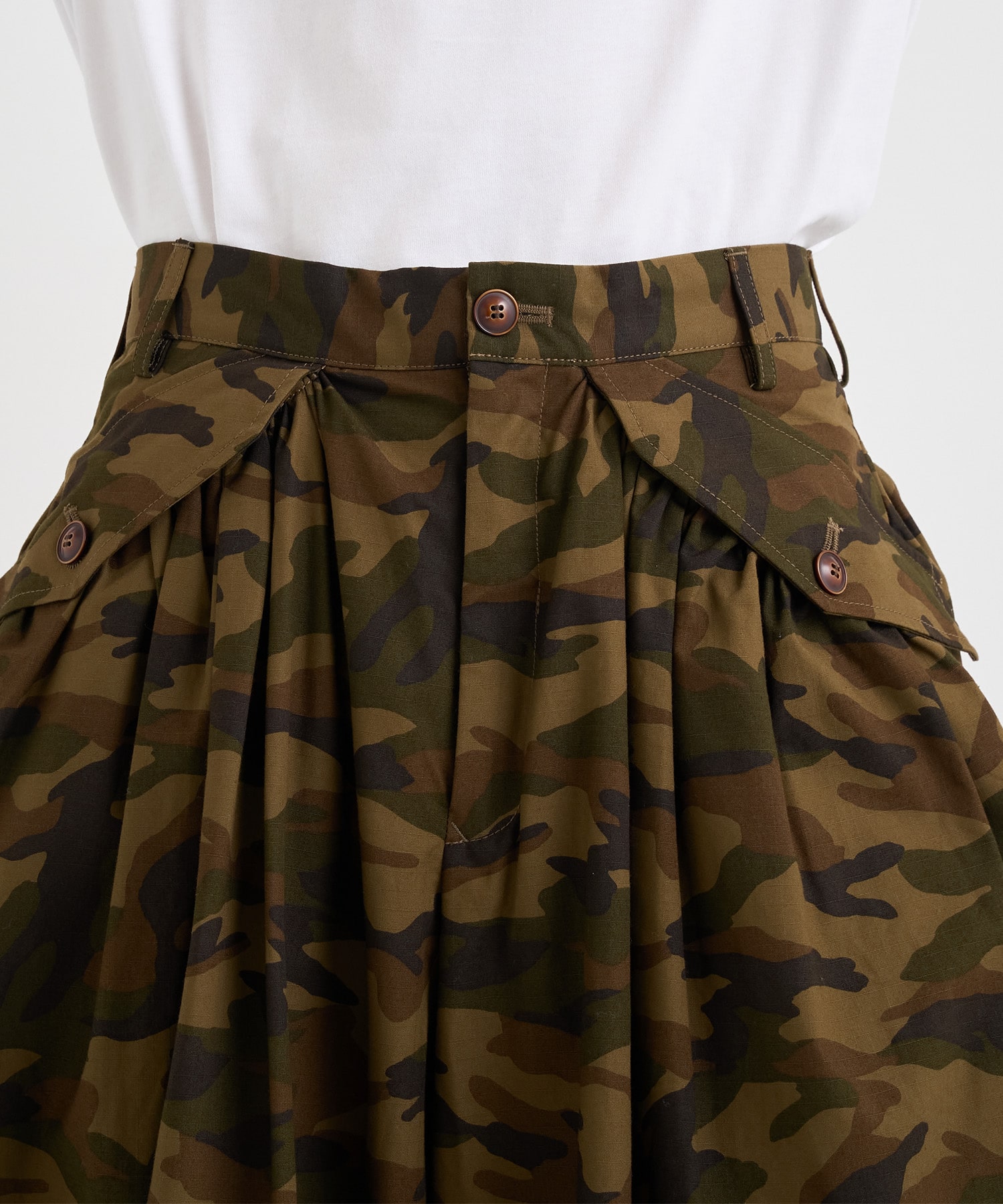 Gatther-detail camouflage pants 