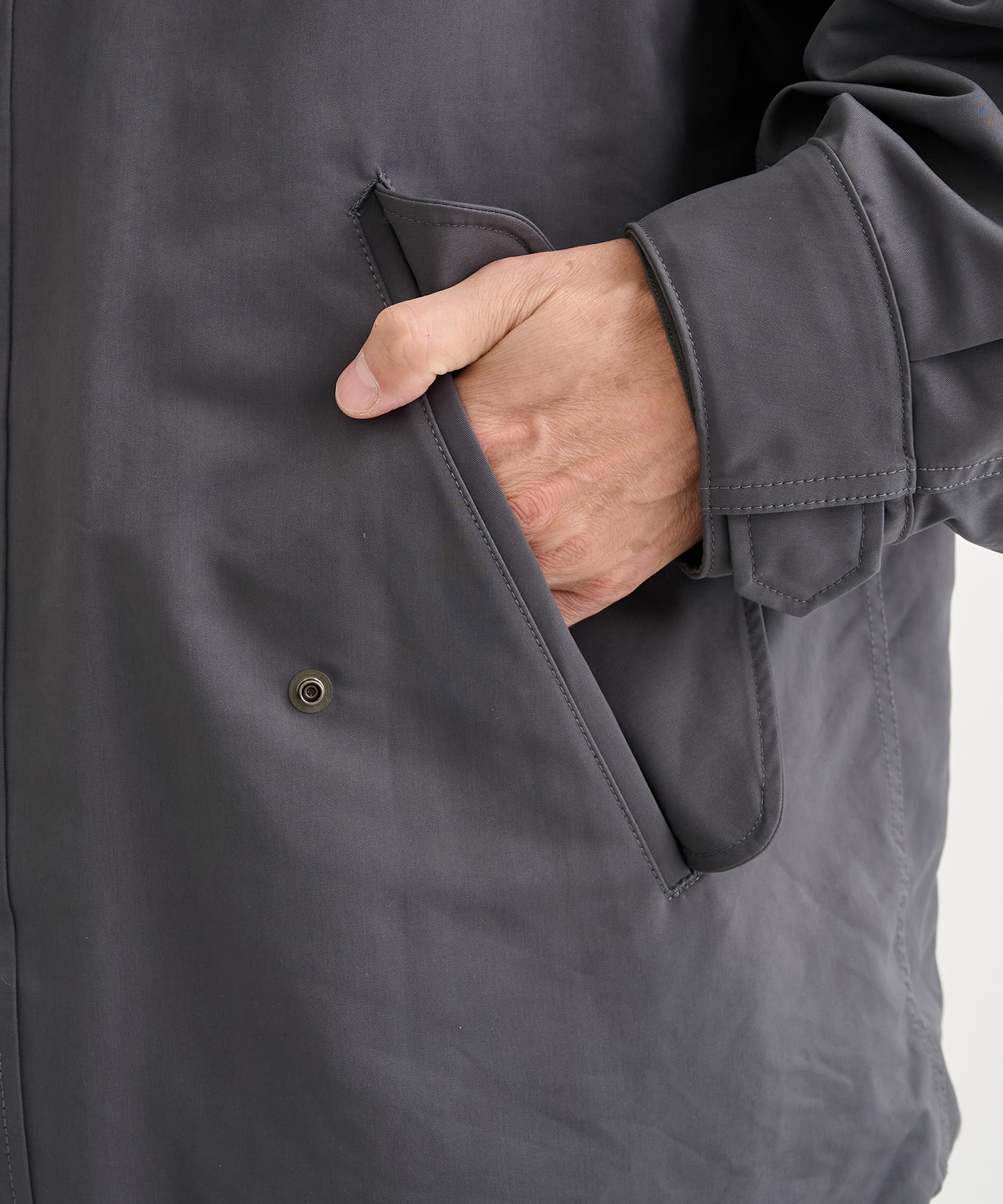 THE MODS COAT THE RERACS