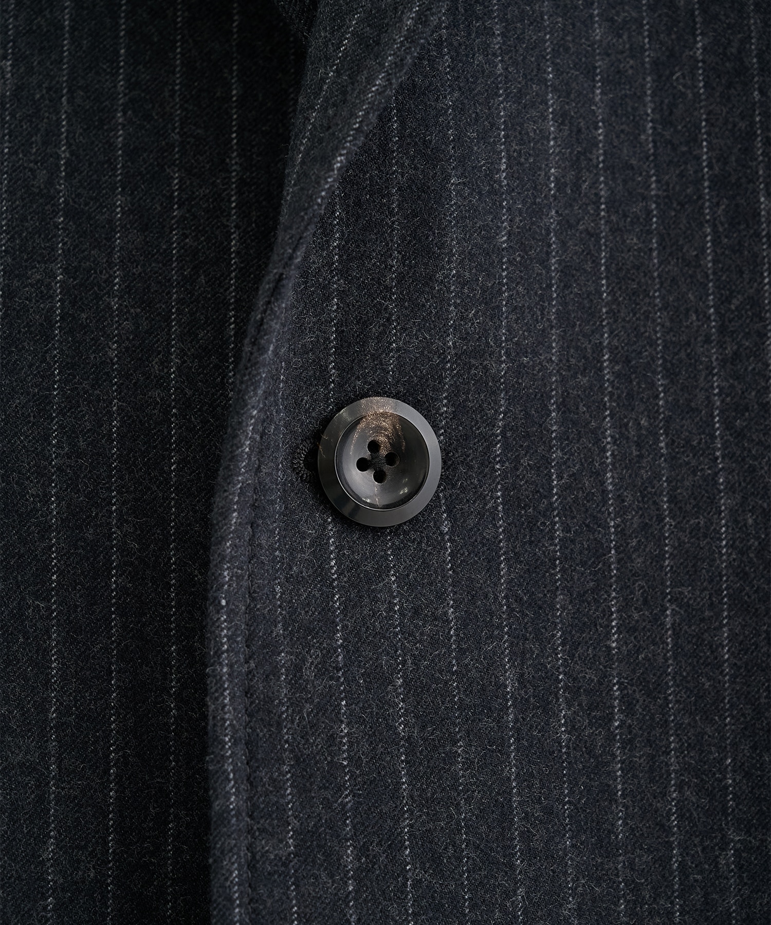 THE PEAKED LAPEL EASY JACKET THE RERACS