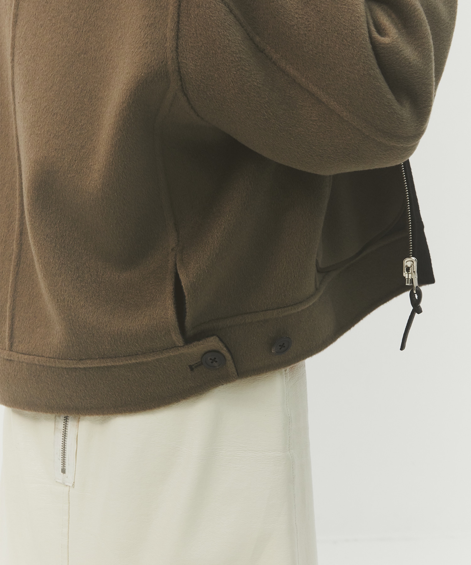 CASHMERE REVERSIBLE STAND ZIP BLOUSON 