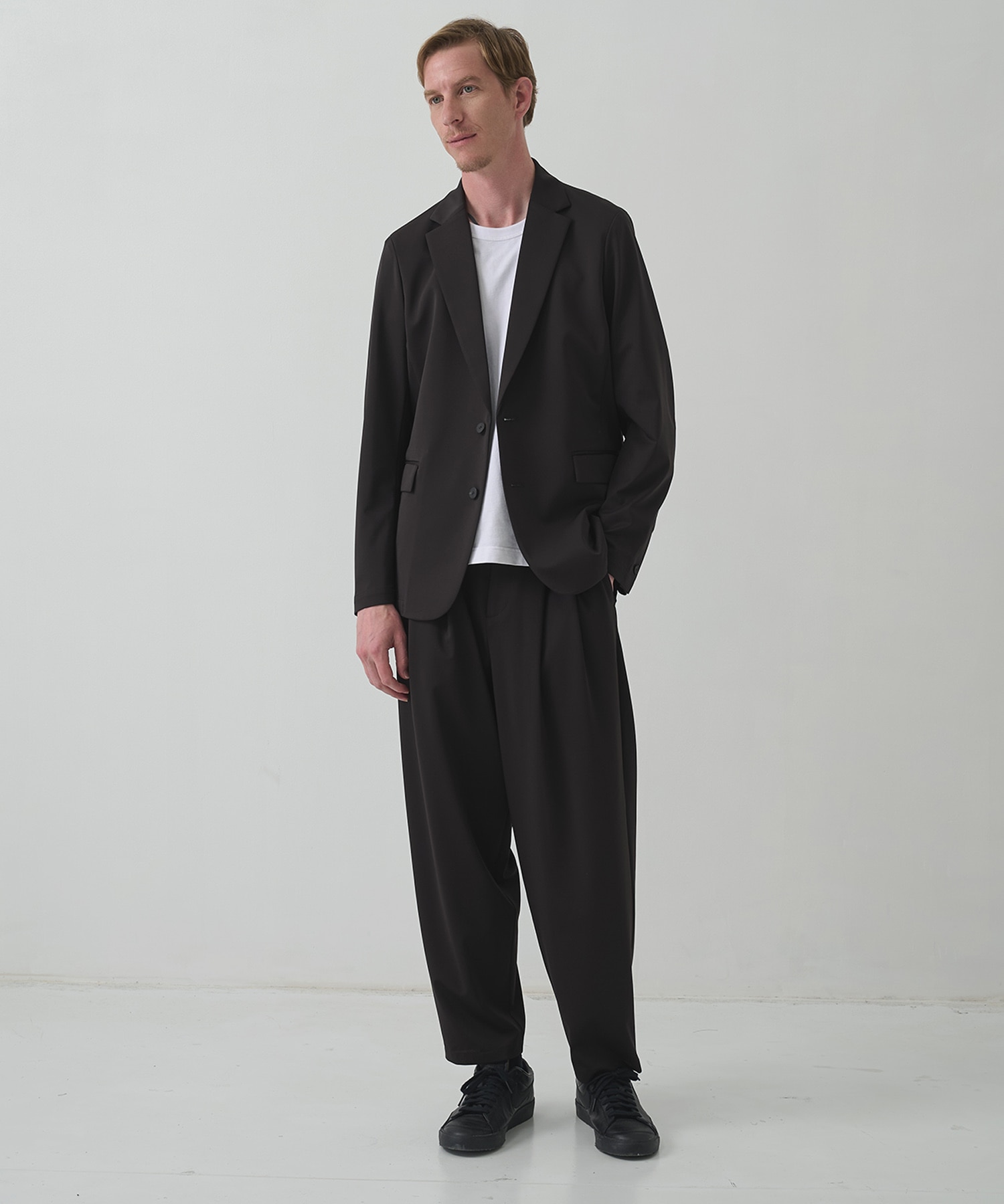 Light Matte Stretch Jersey Wide Tapered Pants THE TOKYO
