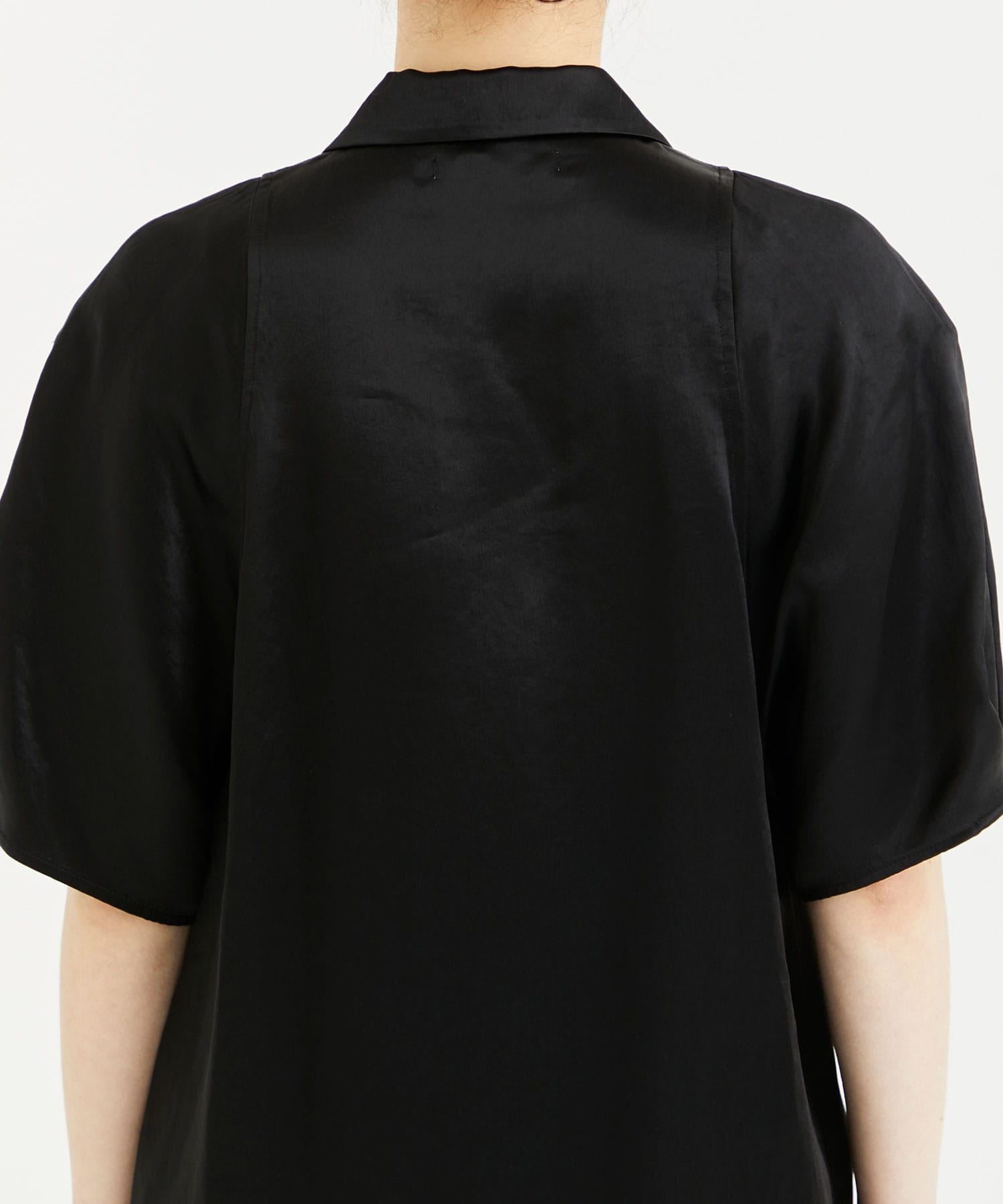 ACETATE SATIN HALF SLEEVE SHIRT CINOH