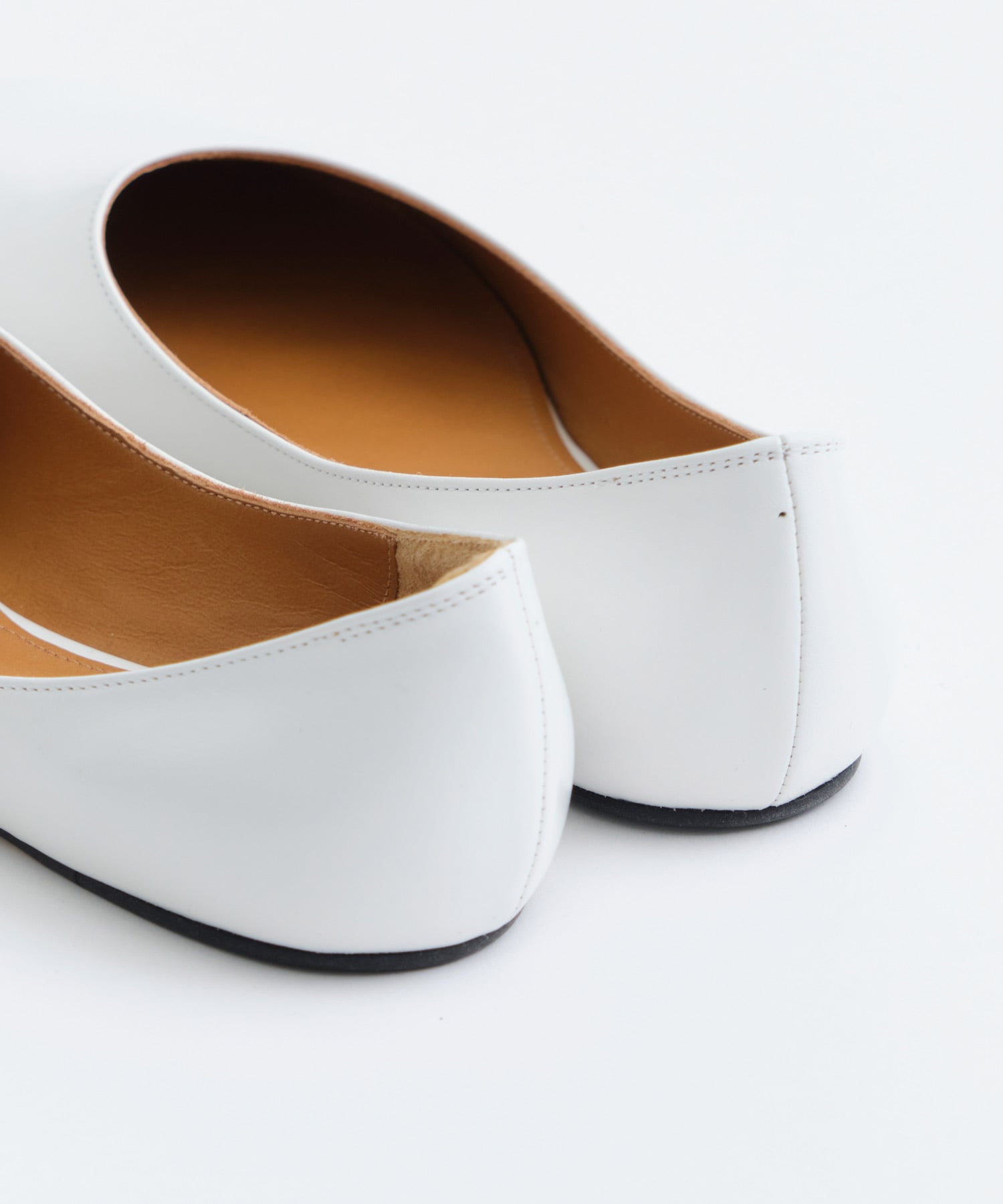 Bieber Flat 10(6 WHITE): PIPPICHIC: WOMEN｜THE TOKYO ONLINE STORE