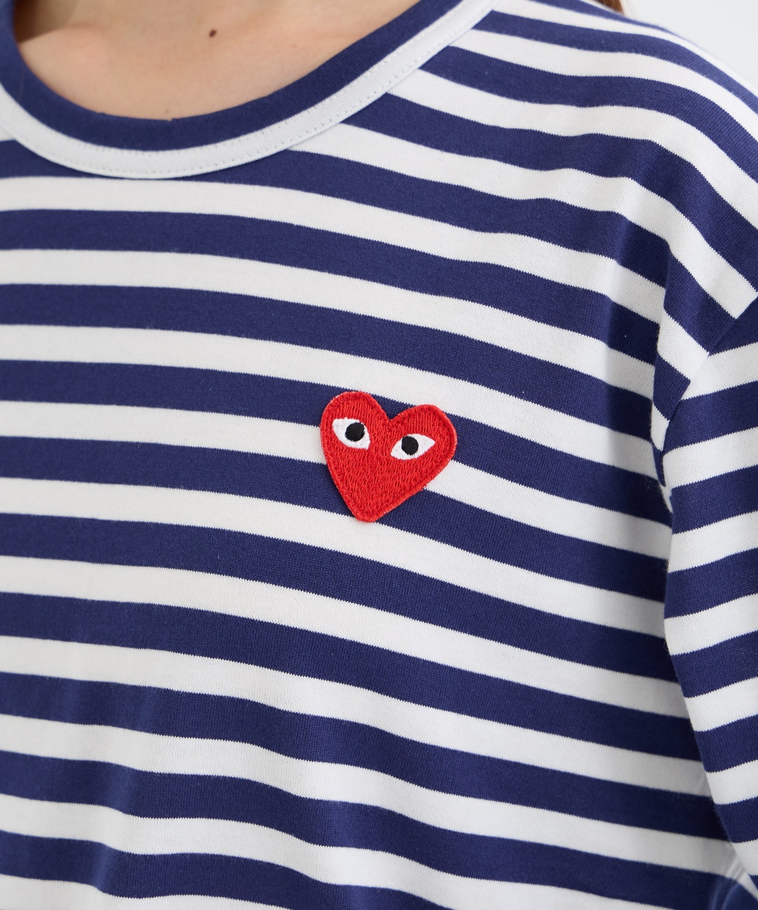 T-SHIRT RED EMBLEMRED HEART PLAY Comme des Garcons