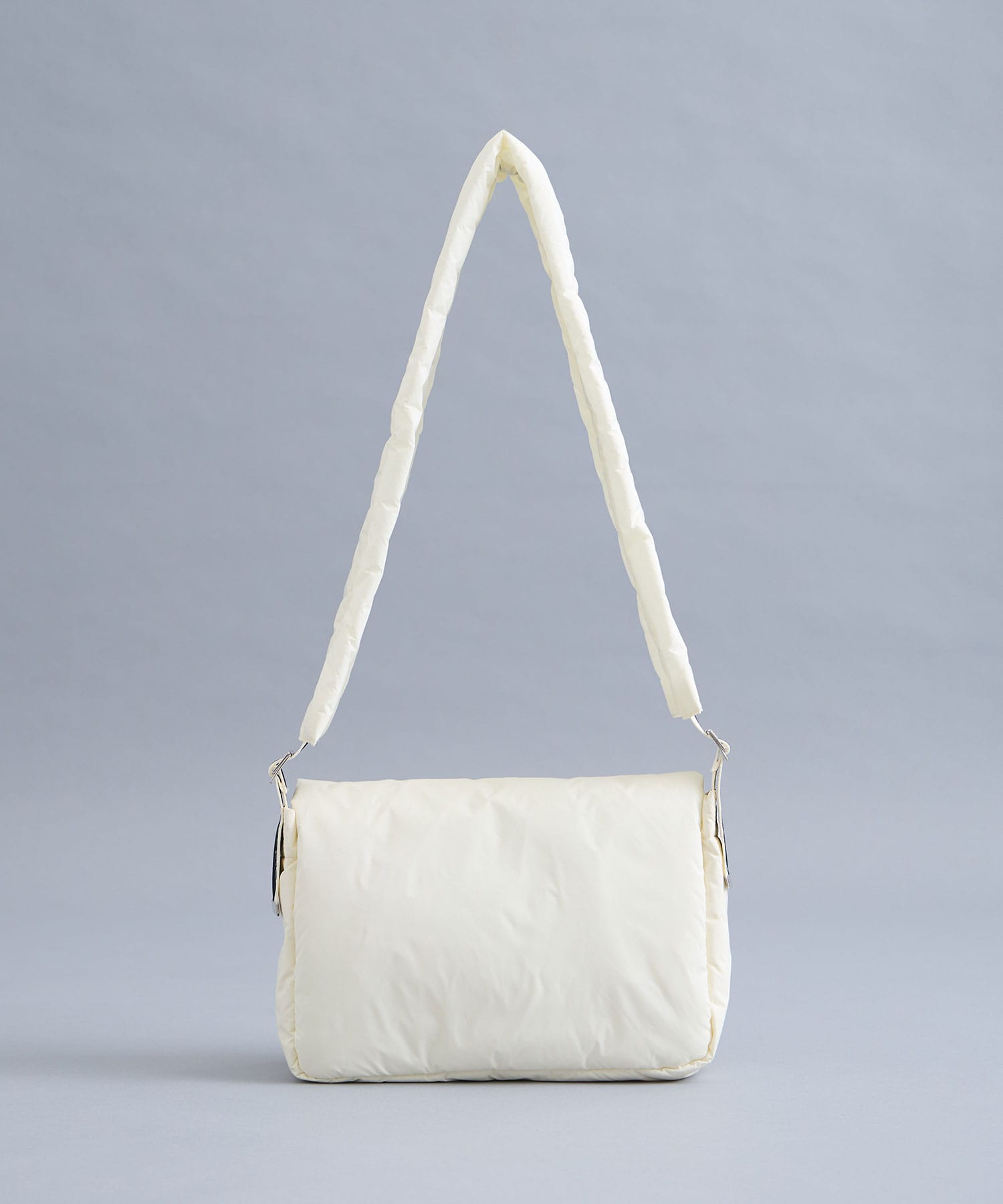 別注 PATTED SQUARE SHOULDER BAG beautiful people