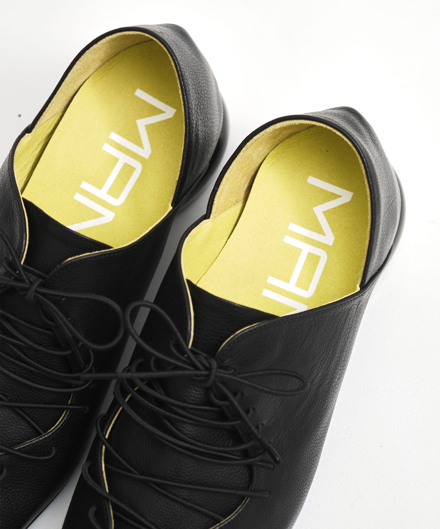 lace-up square toe  pumps MANA