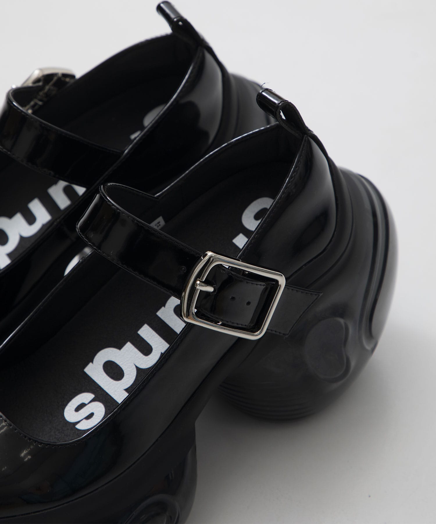 LOOPIE LADY(BLK×BLK) grounds