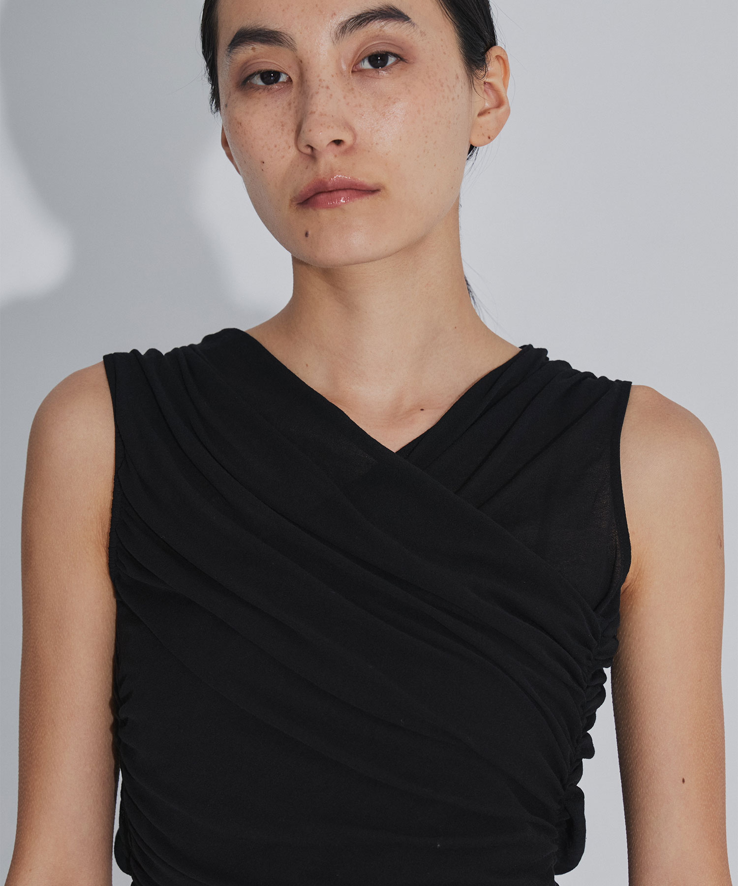 SHEER GATHERED SLEEVELESS TOP FETICO