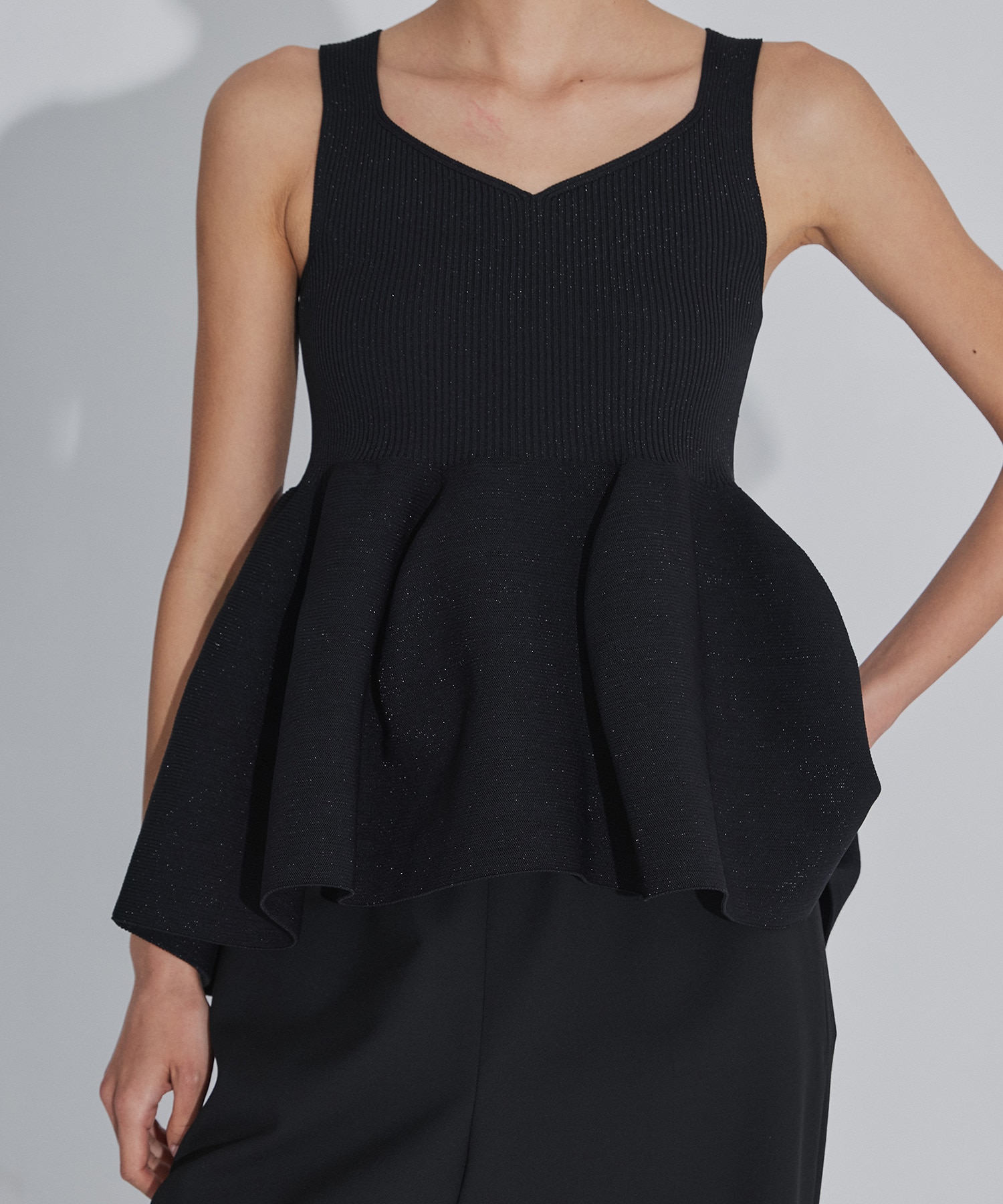 POTTERY GLITTER SLEEVELESS TOP CFCL