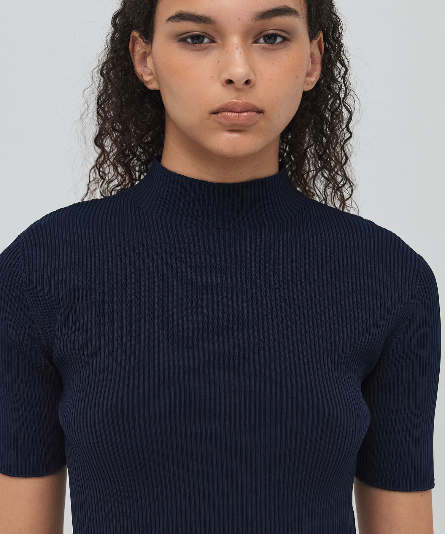 PORTRAIT SHORT SLEEVE TOP CFCL