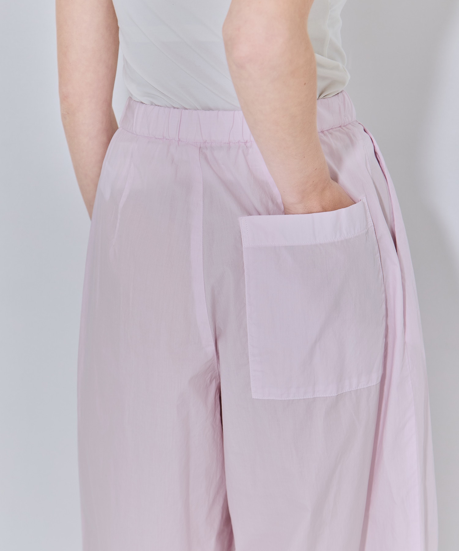 NATURAL DYED COTTON LAWN TWO TUCKED PANTS ATON