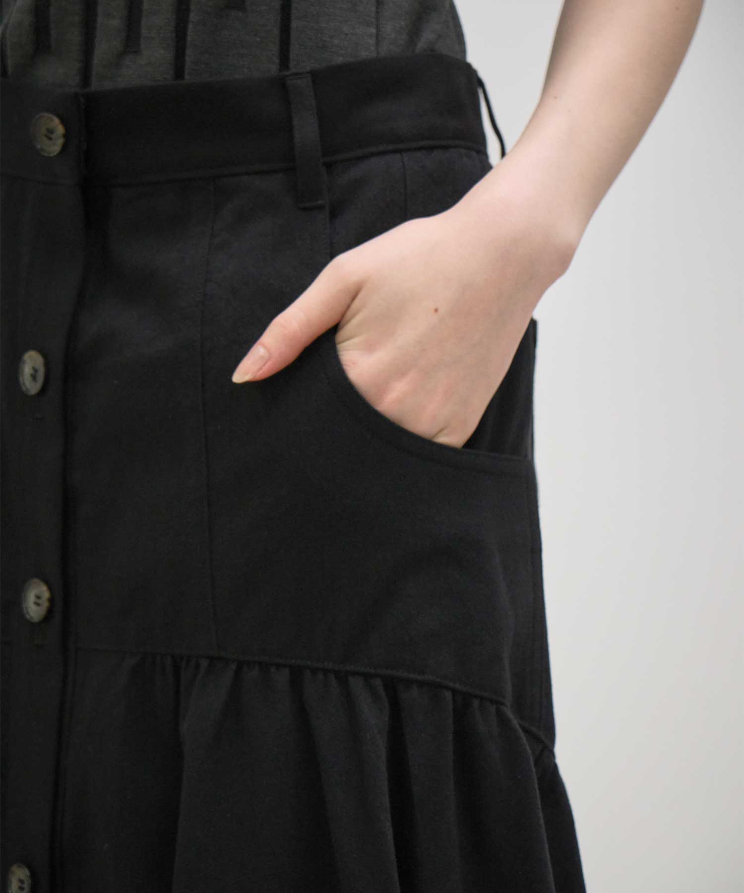 Pierina skirt BK AKIRANAKA