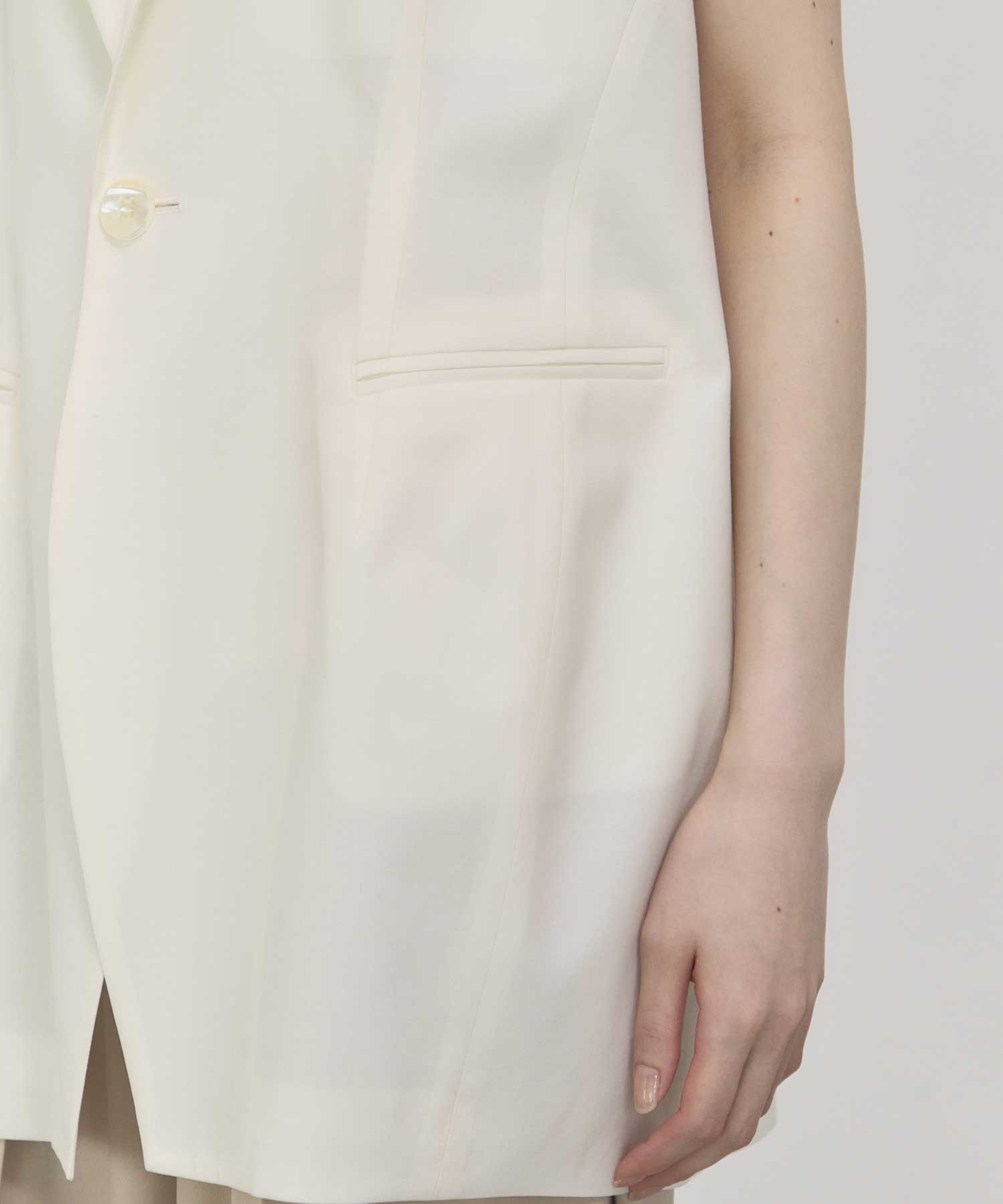 Sleeveless Jacket THE TOKYO