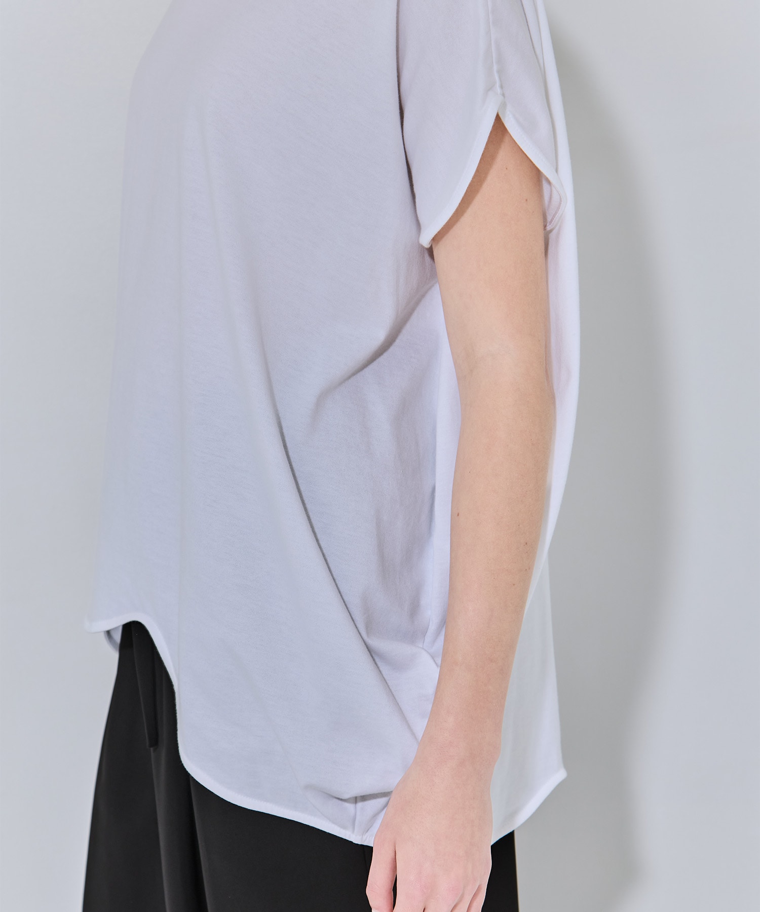 SCALLOP WIDE T-SHIRT ENFOLD
