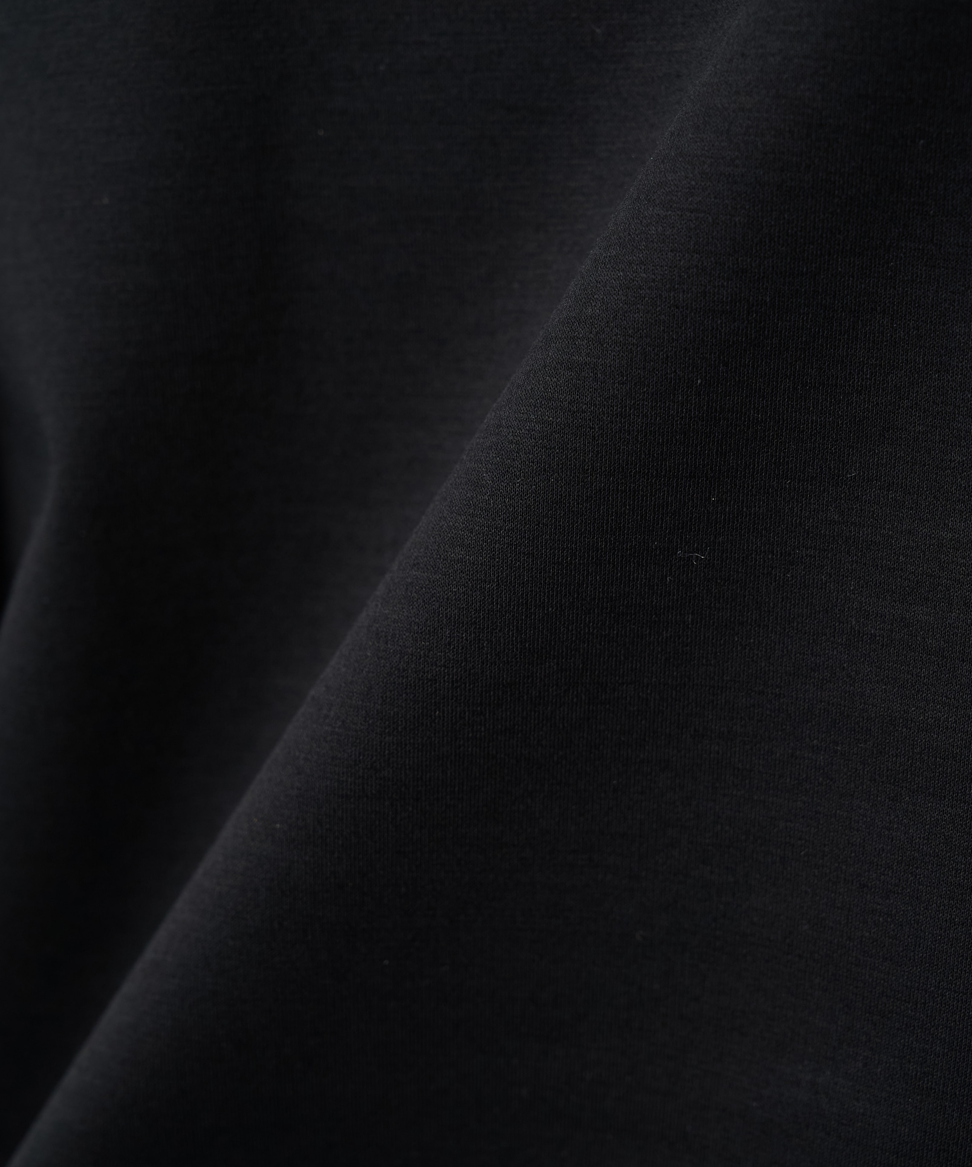 30-T016-051 noir kei ninomiya