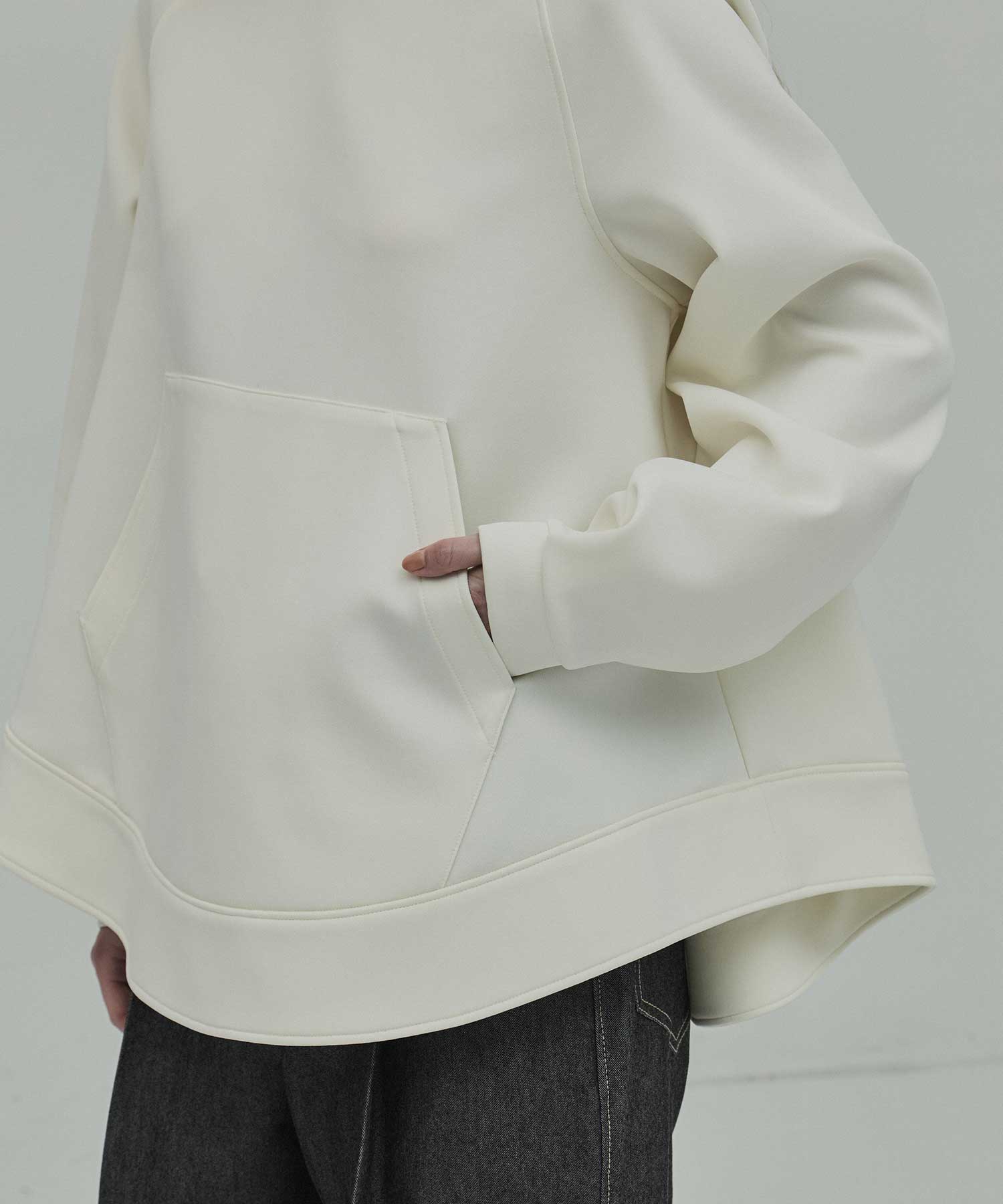 THE RAGLAN A-LINE PARKA THE RERACS