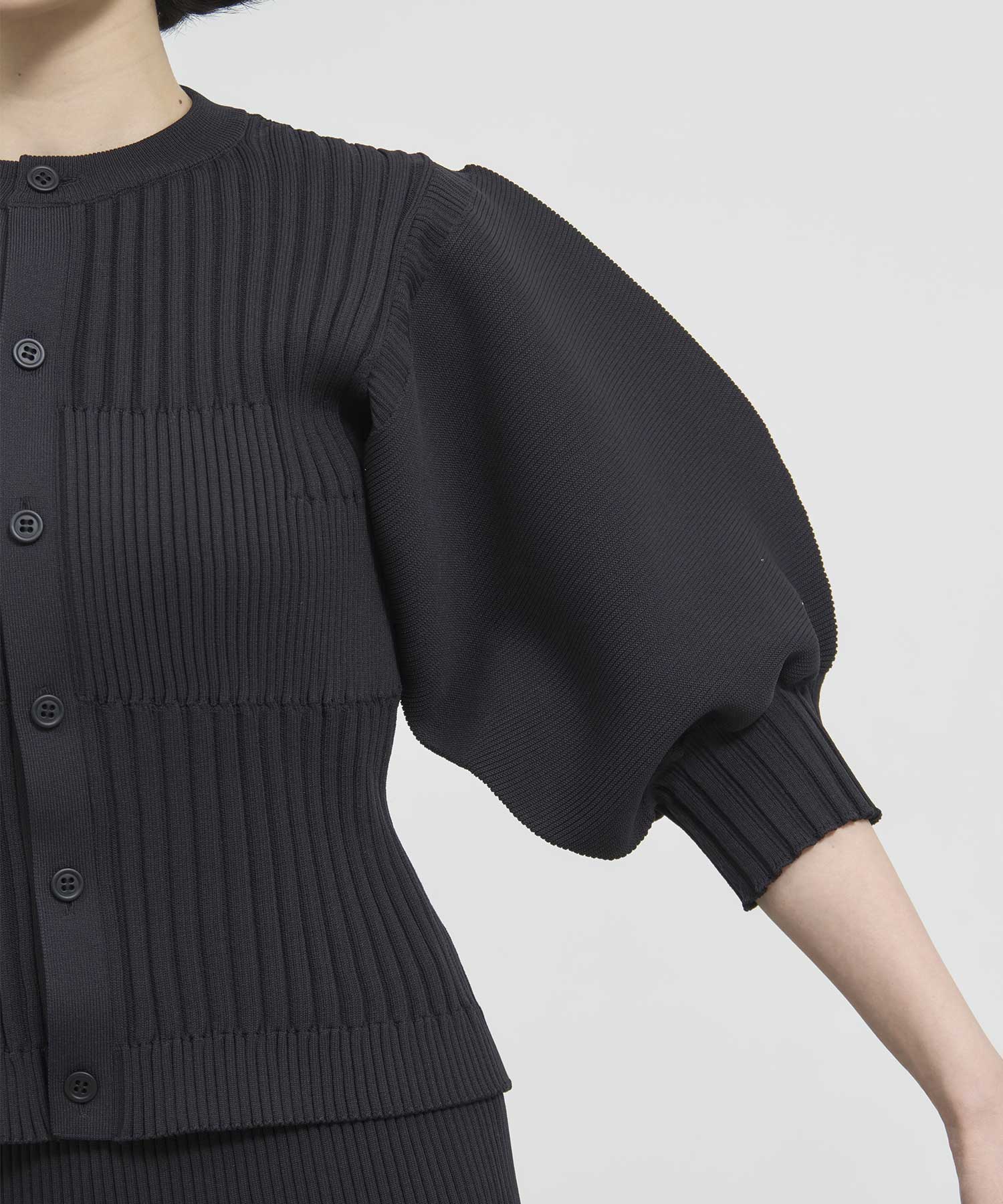 FLUTED SHORT PUFF SLEEVE CARDIGAN CFCL