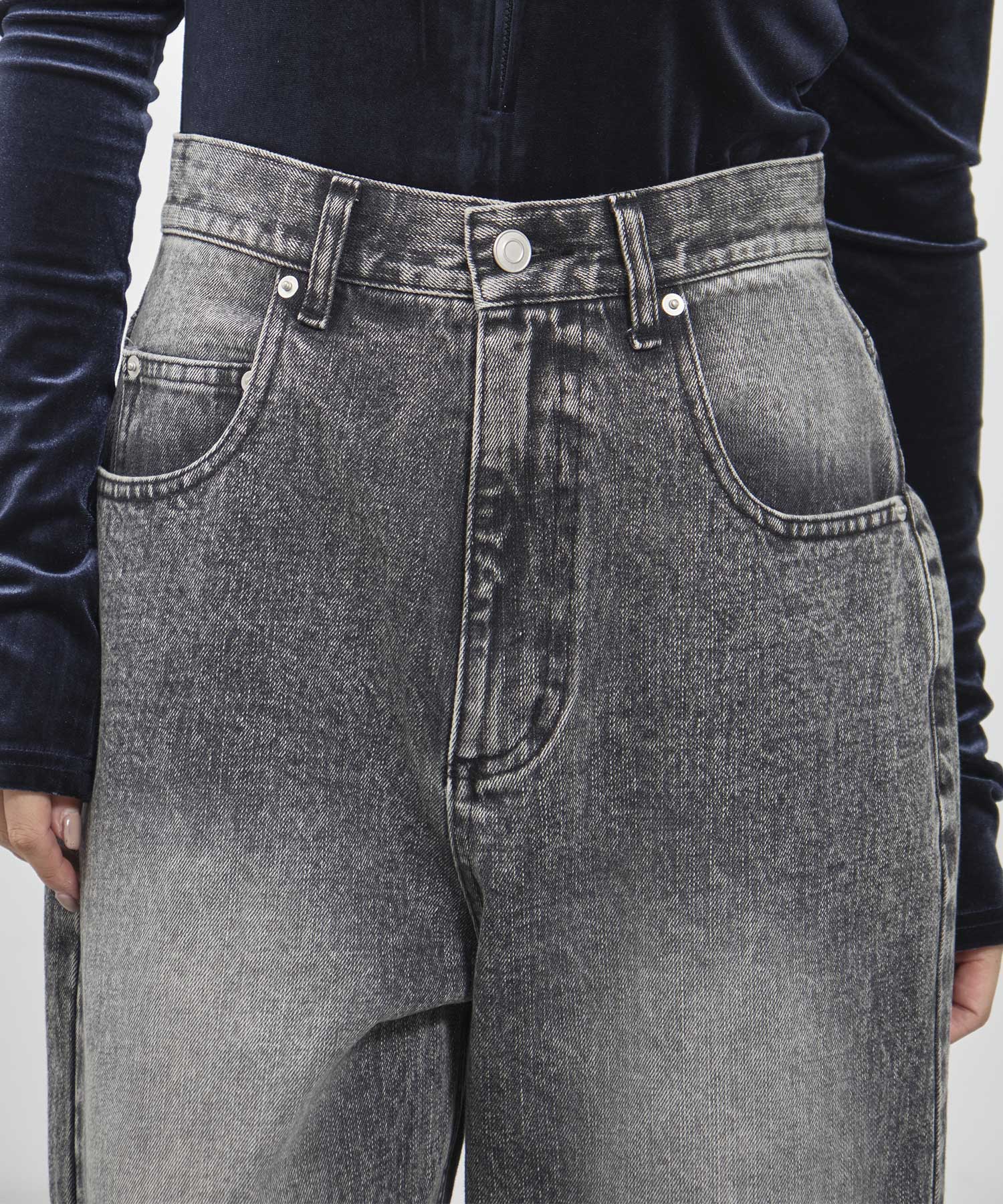 bleach hem denim Louren