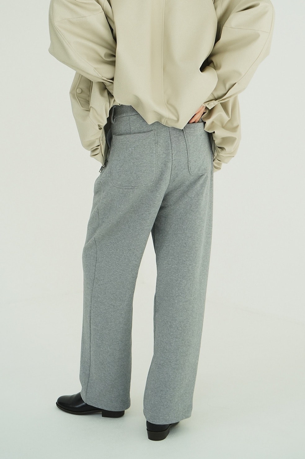 TWO TUCK SWEAT PANTS CLANE