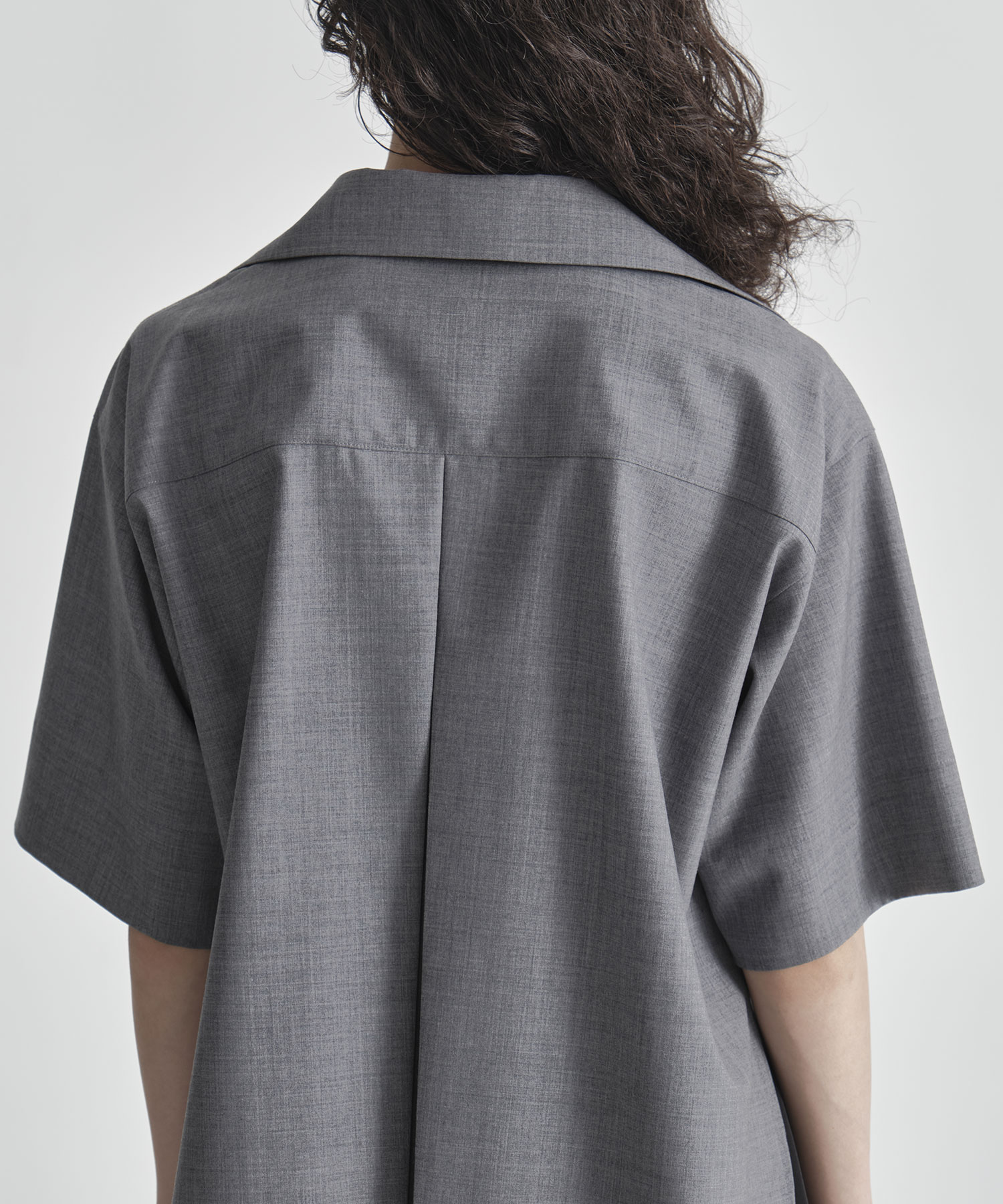 Back Pleat Skipper Shirt THE TOKYO