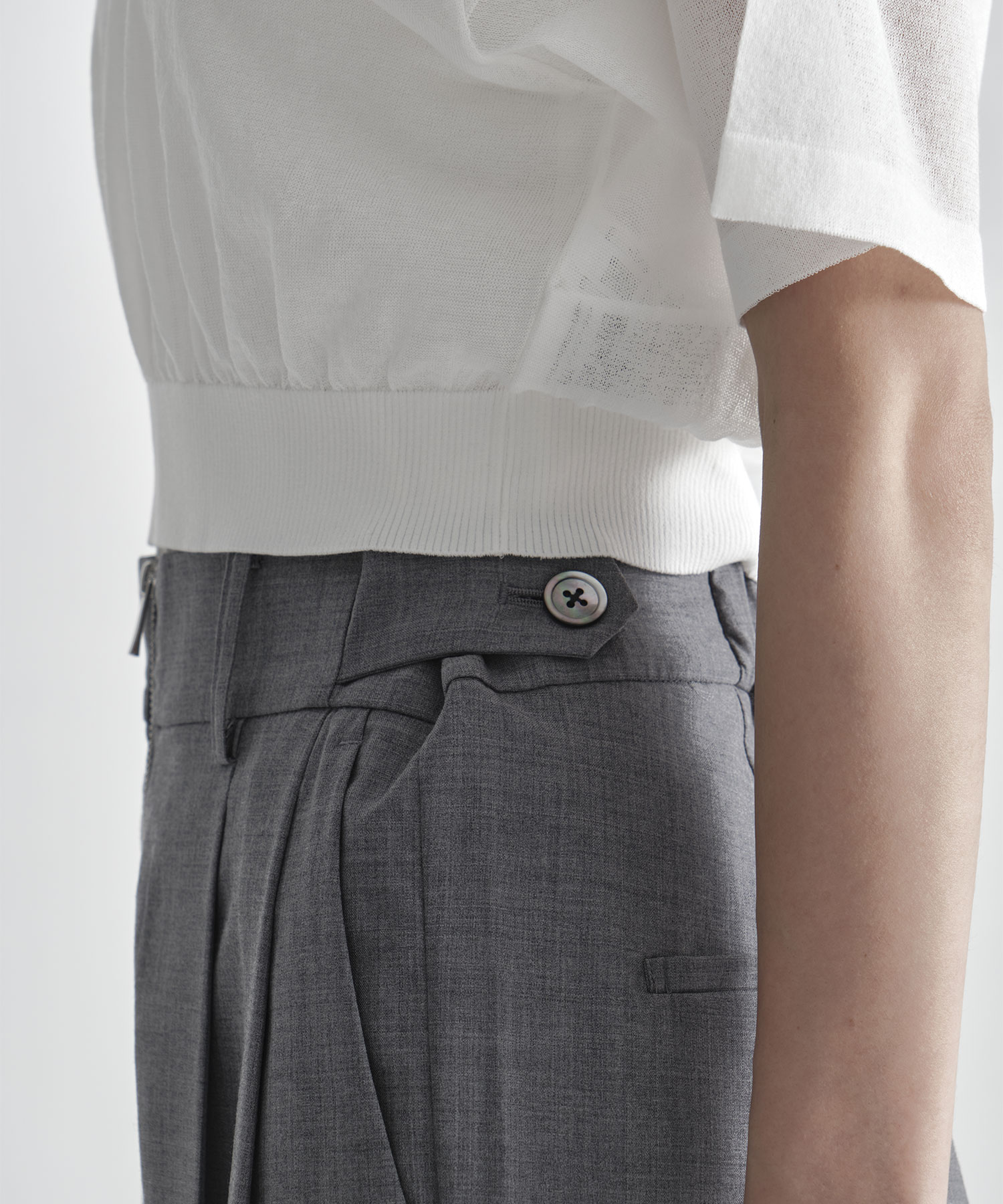 Front Zip Tuck Pants THE TOKYO