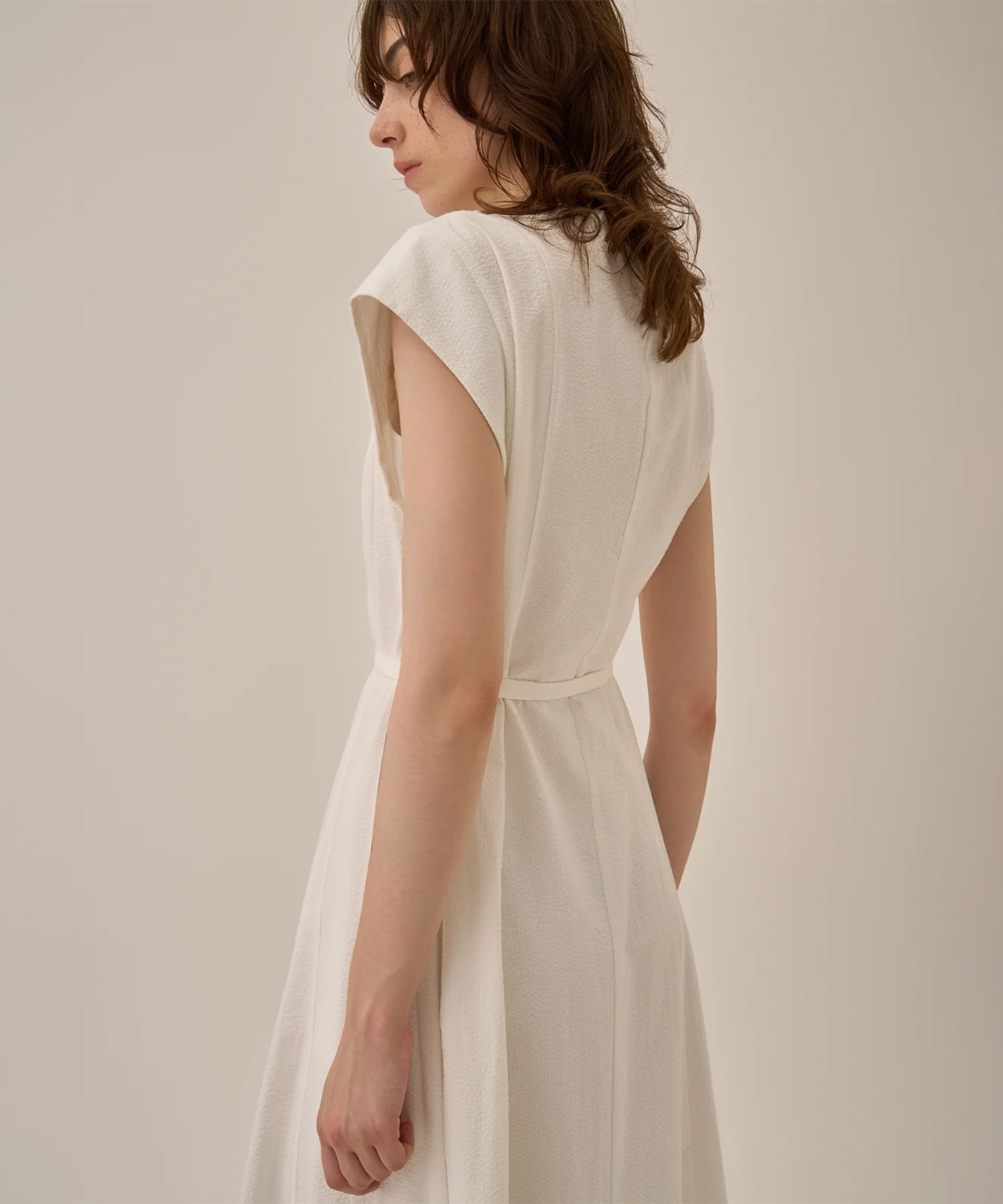 Sesilia asymmetry panel dress AKIRANAKA