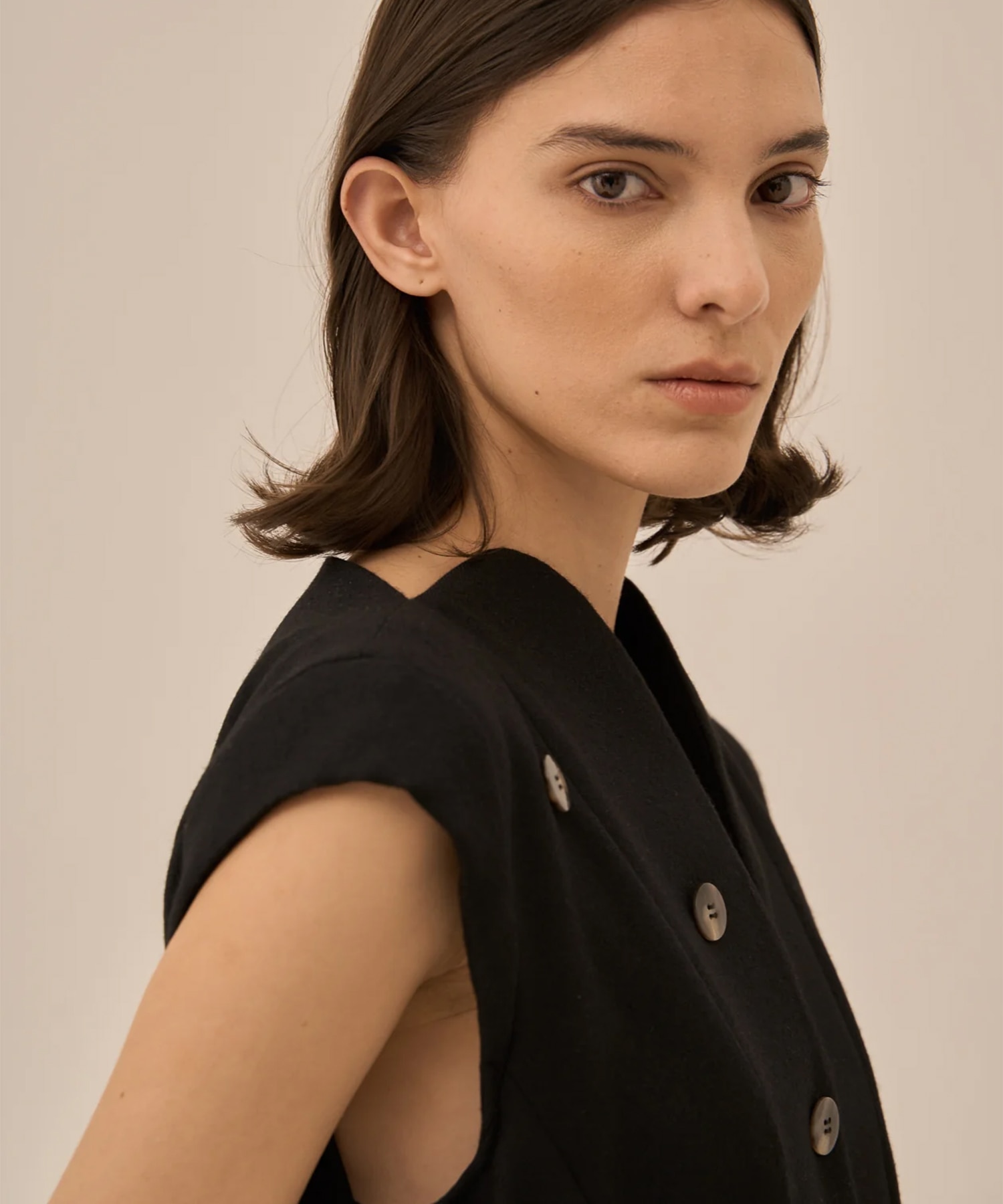Sesilia dress AKIRANAKA