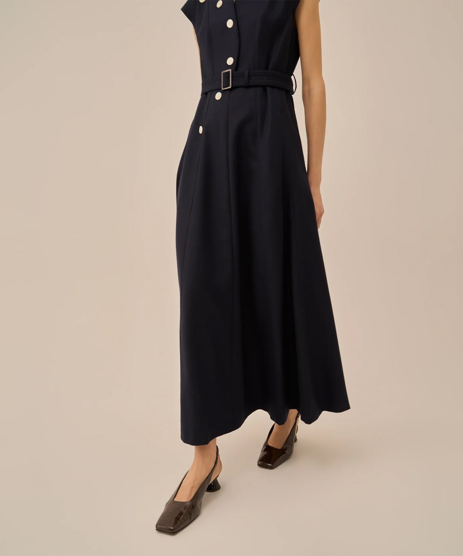 Sesilia dress AKIRANAKA