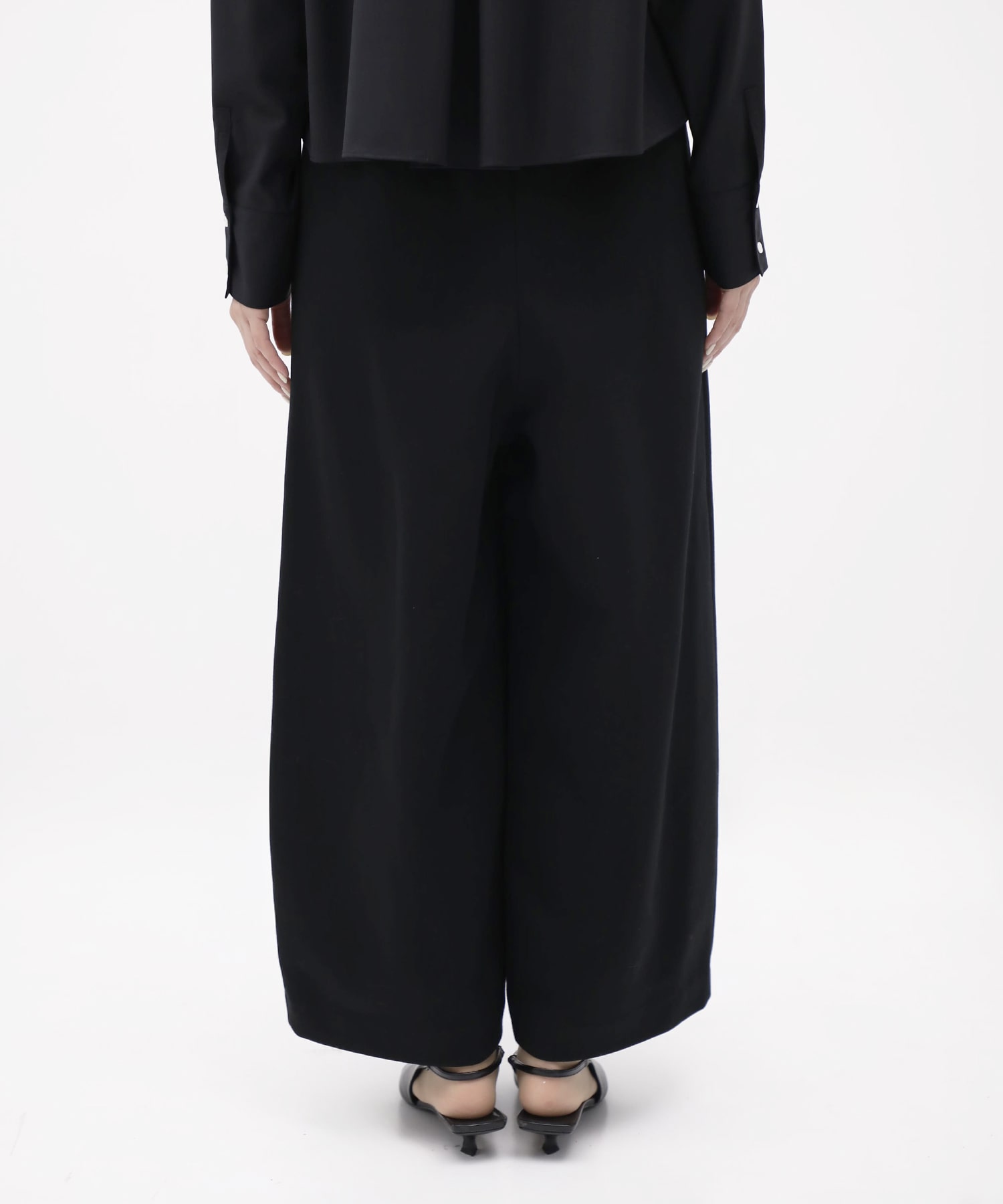 CURVE CROPPED-PANTS ENFOLD