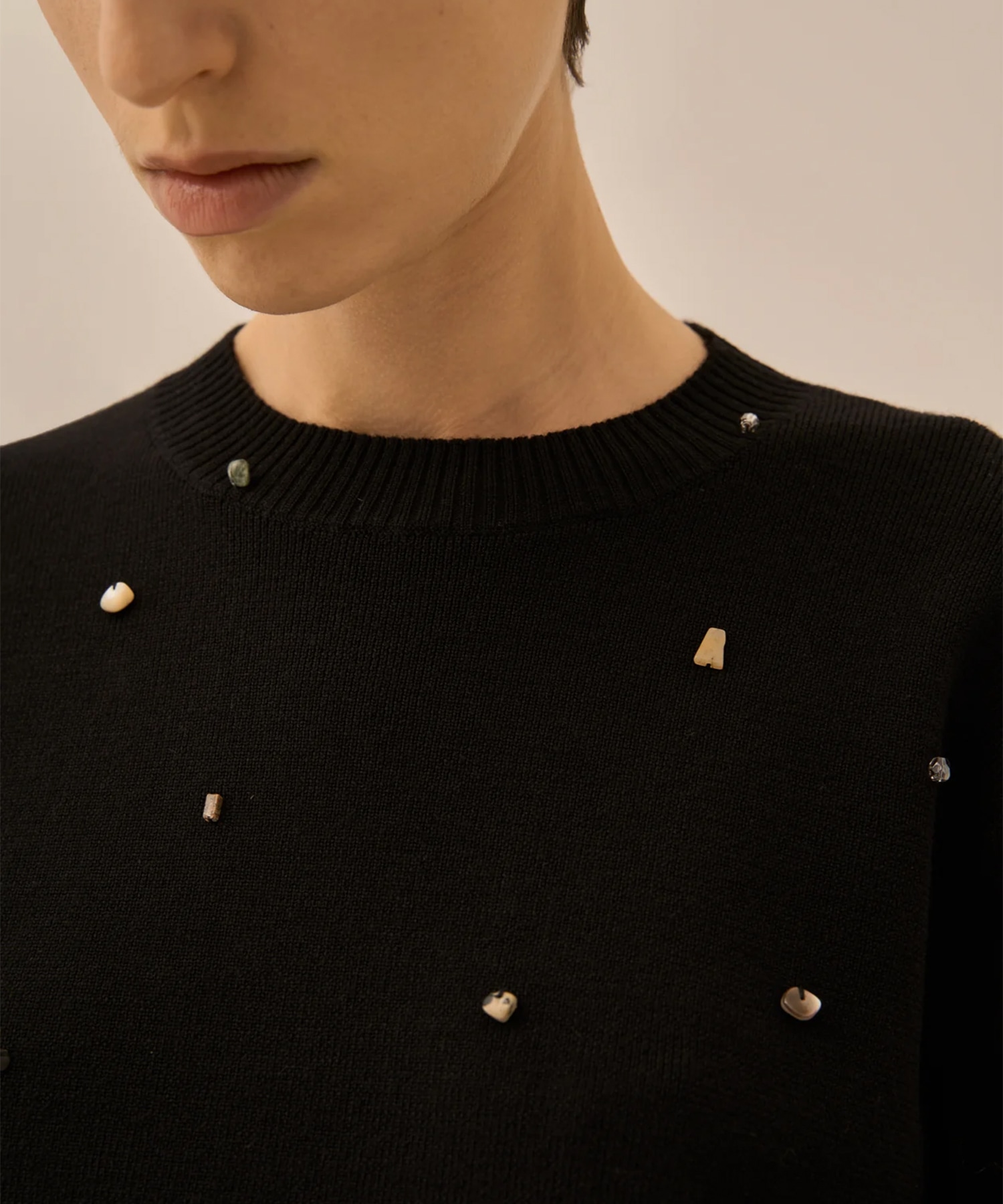Aila glass beads&ores knit pullover BK AKIRANAKA