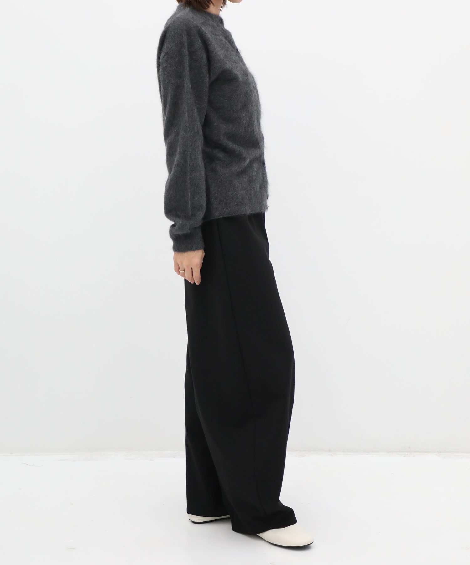 ROYAL CASHMERE FUR CREWNECK CARDIGAN ATON