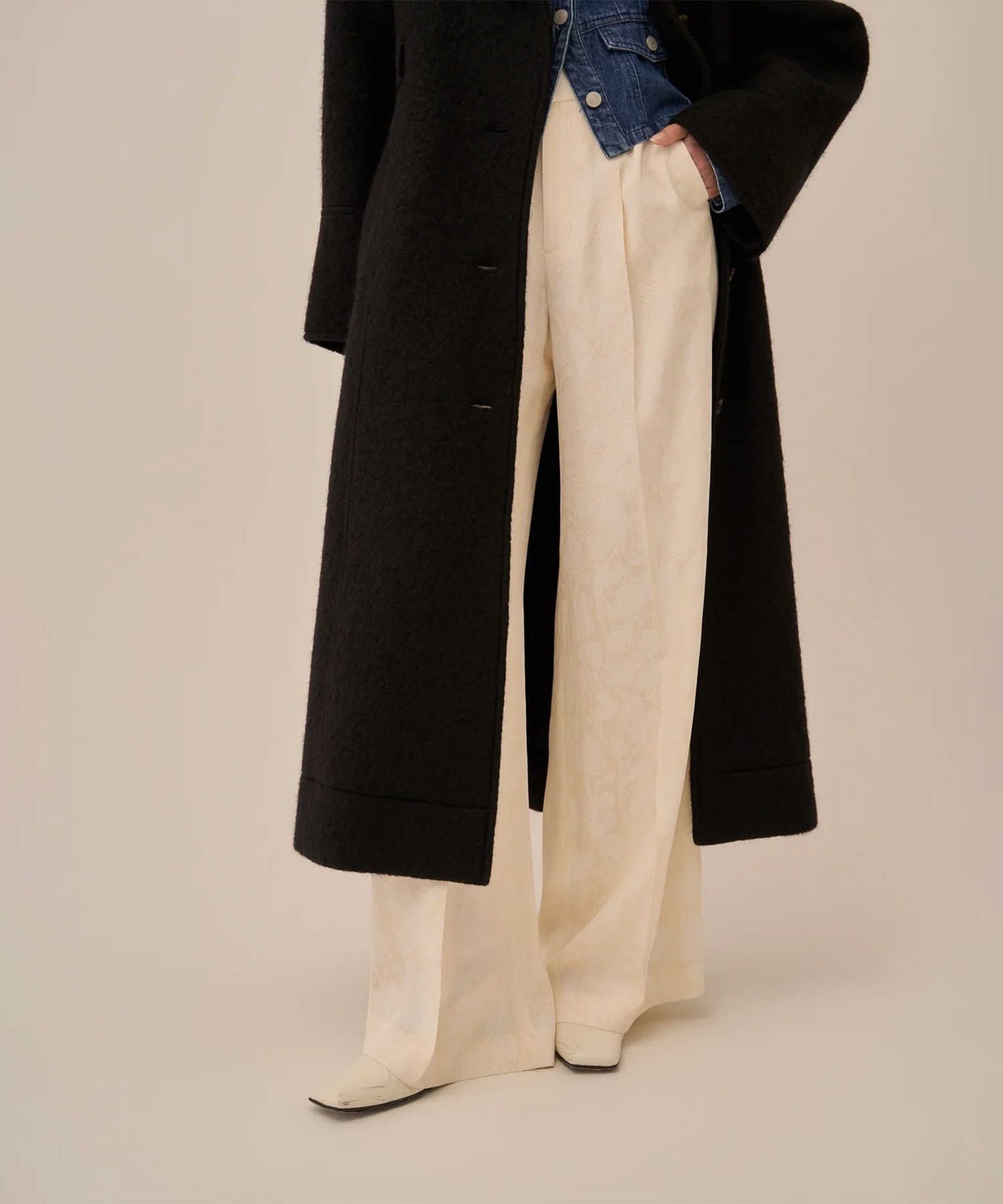 Verna long coat BK AKIRANAKA
